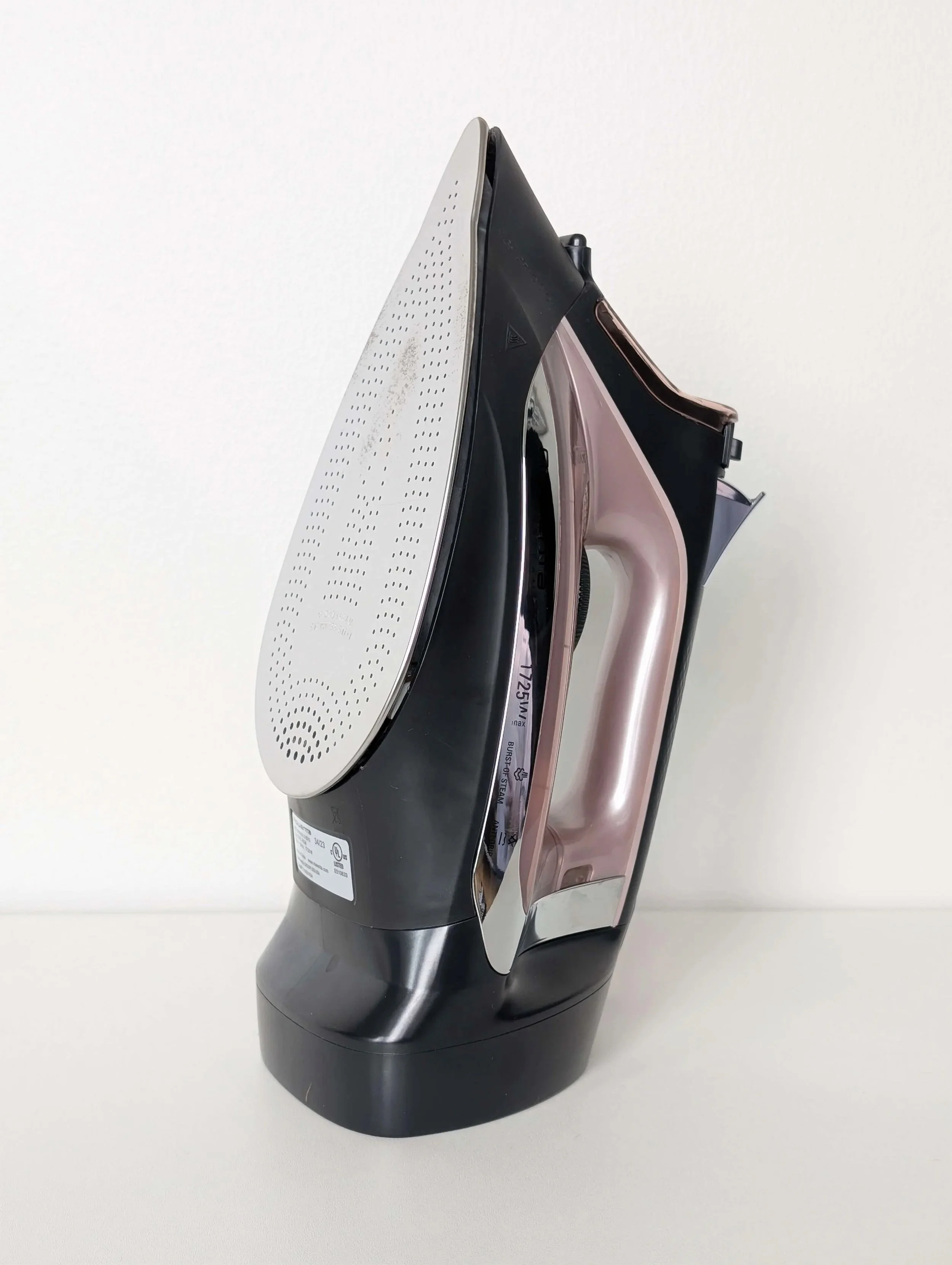 Rowenta Access Stainless Steel Soleplate Steam Iron with Retractable Cord