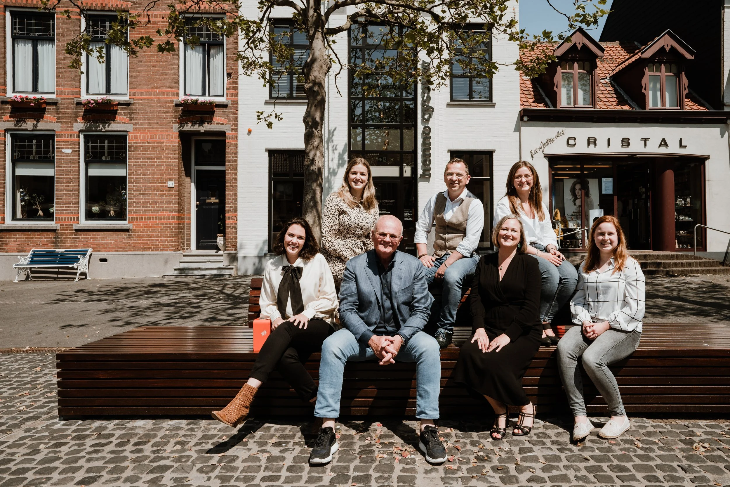 Wij zoeken een gediplomeerd opticien.