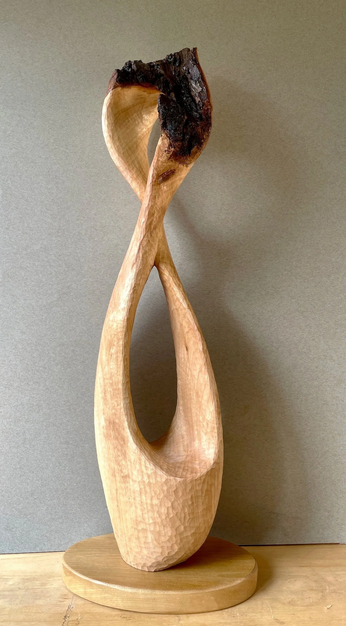 Moebius strip with Bark
Wood, Lime grown in Devon
H 51cm , D 8cm, W 14cm