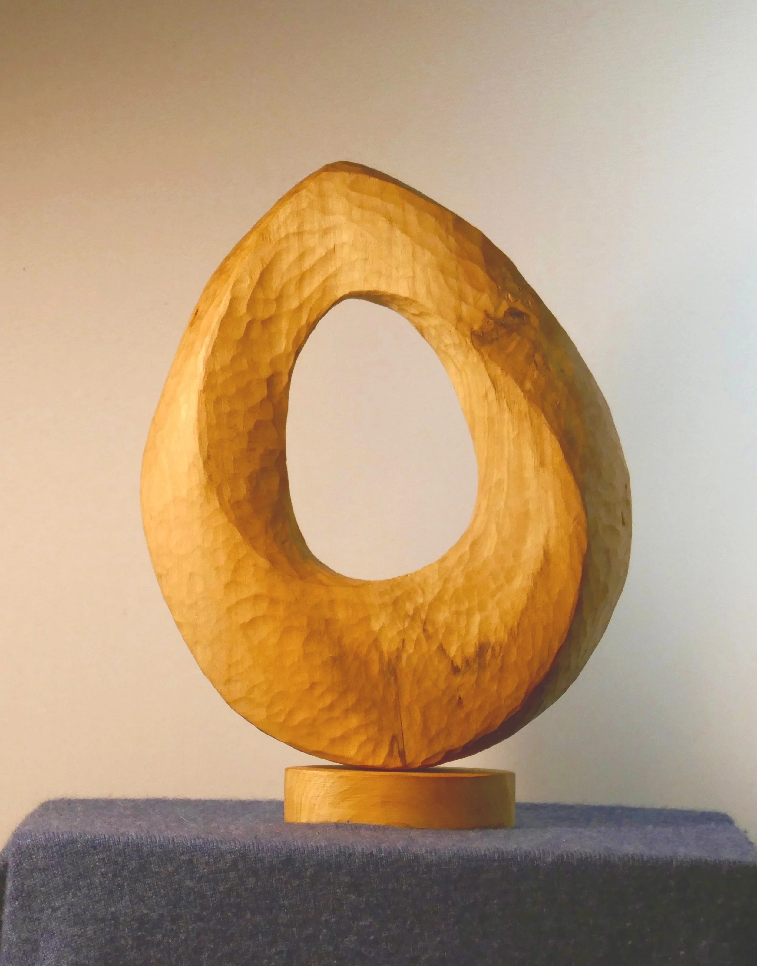 MÖBIUS, 2023
English Lime
Height 28cm, Width 22cm, Depth 6cm