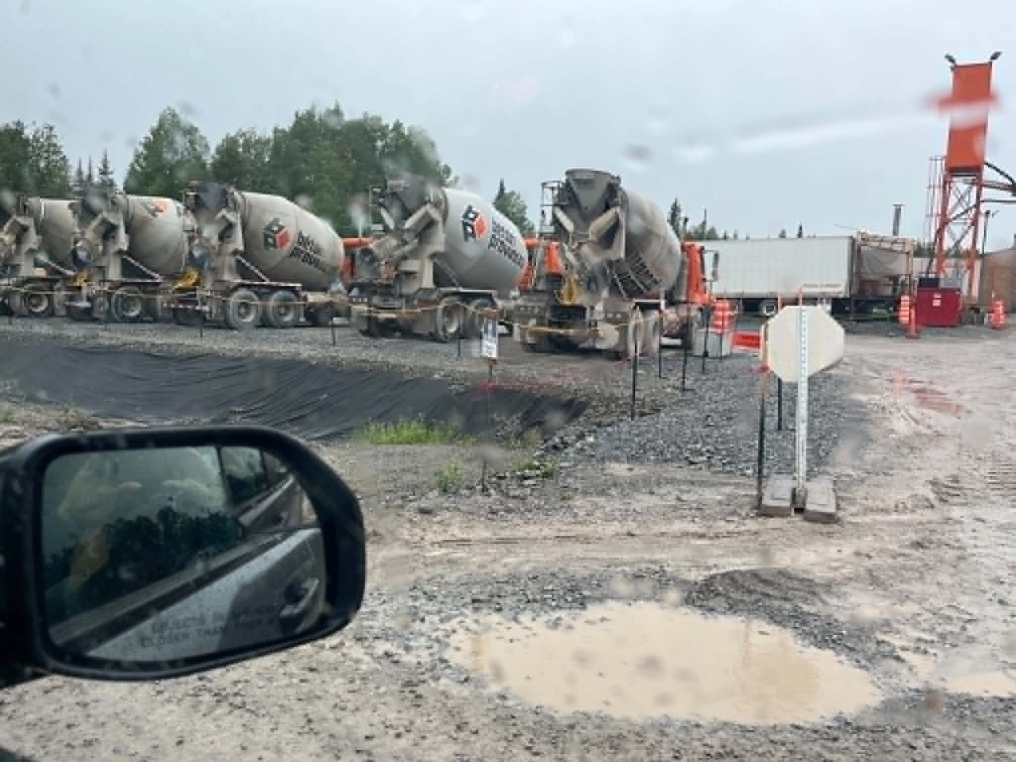 4-ciment-trucks-parc-eolien-ppaw1.jpeg
