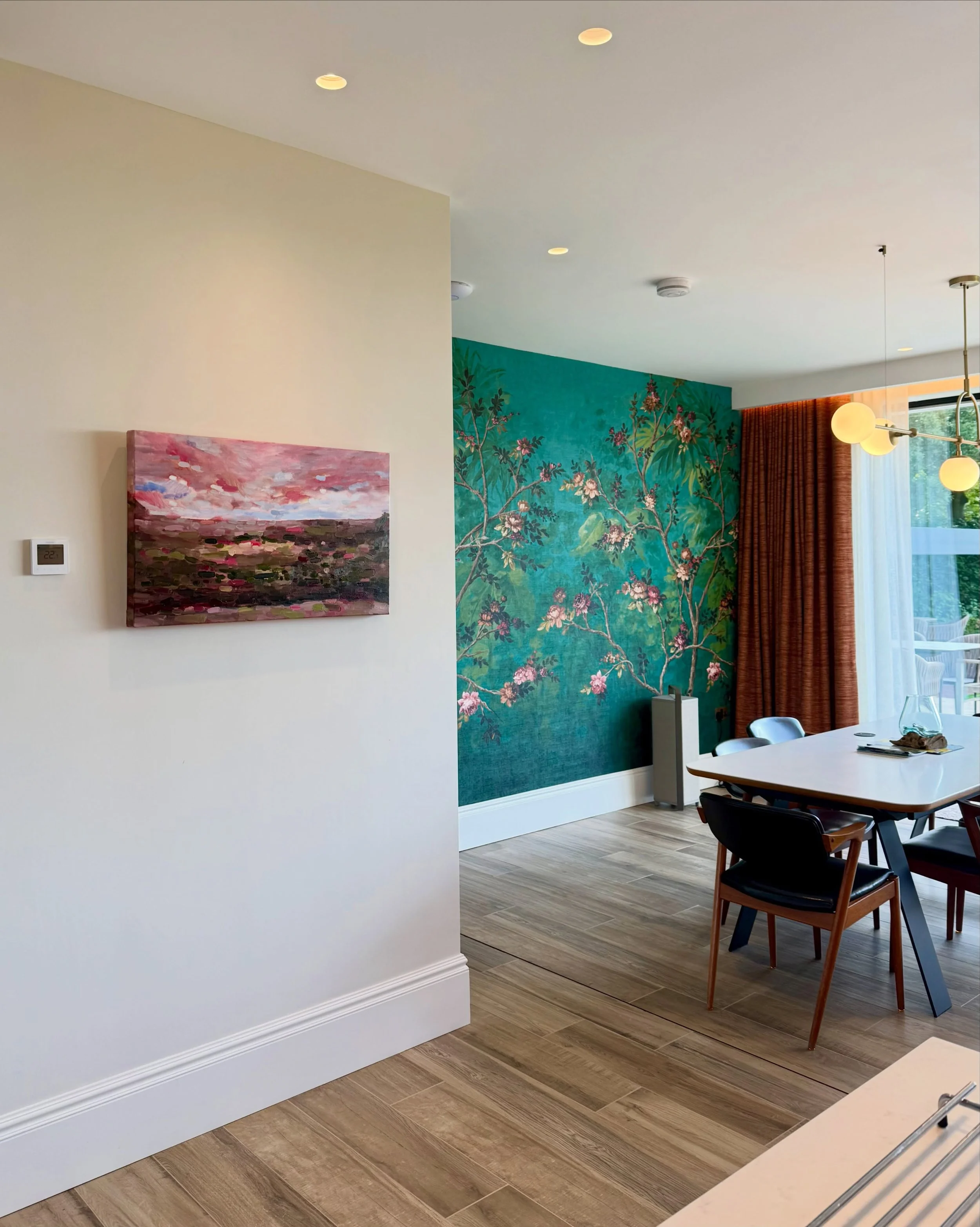 Paintings that found their homes last month&hellip; Receiving photos like these bring huge joy. Thank you ✨

1. The view from Tim &amp; Lia&rsquo;s, that I painted live during their house warming party in Surrey 
2. Garden of England, looking right a