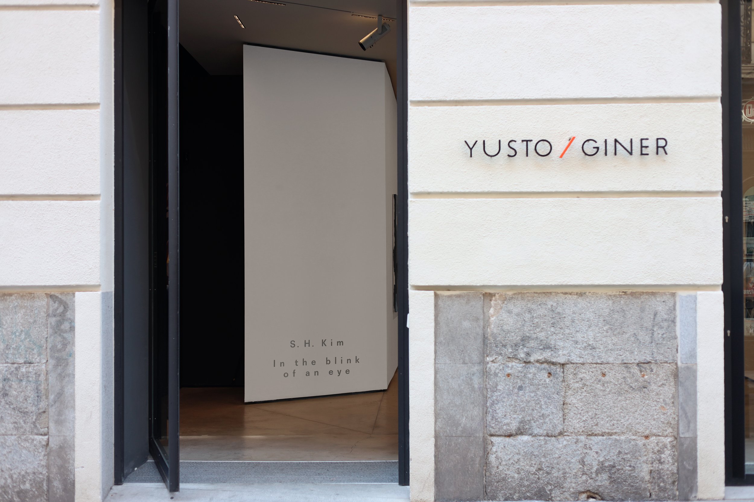 In the Blink of an Eye, Solo show at Galería Yusto/Giner (Marbella, Spain), June 2023