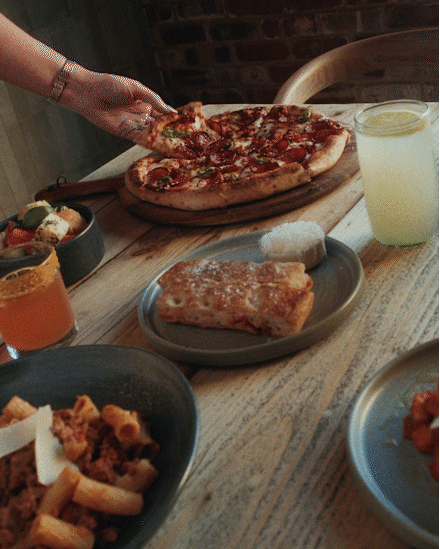 Wood-fired pizza fresh from the oven at Albertos Farmhouse