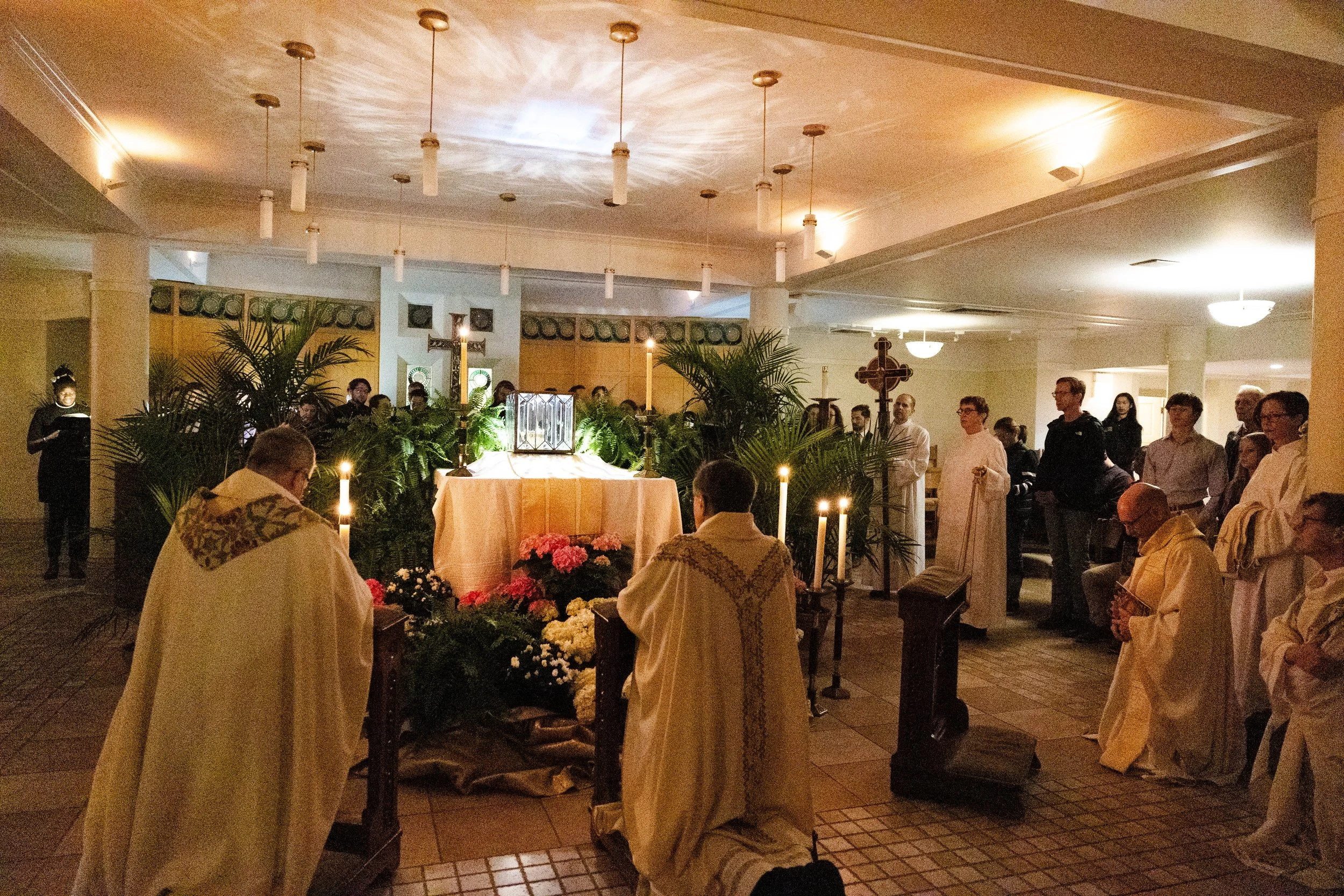 2025-HolyThursday (3).jpg