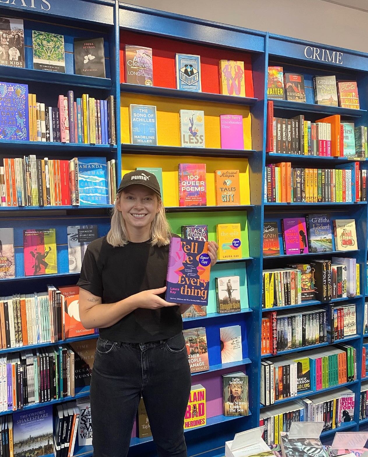 I might look dead behind the eyes but I honestly did have a great time signing books at the lovely @stokeybookshop this morning!Sorry about the full photoshoot demands, thank you for saying I look casual and like an intellectual, much appreciated. 

