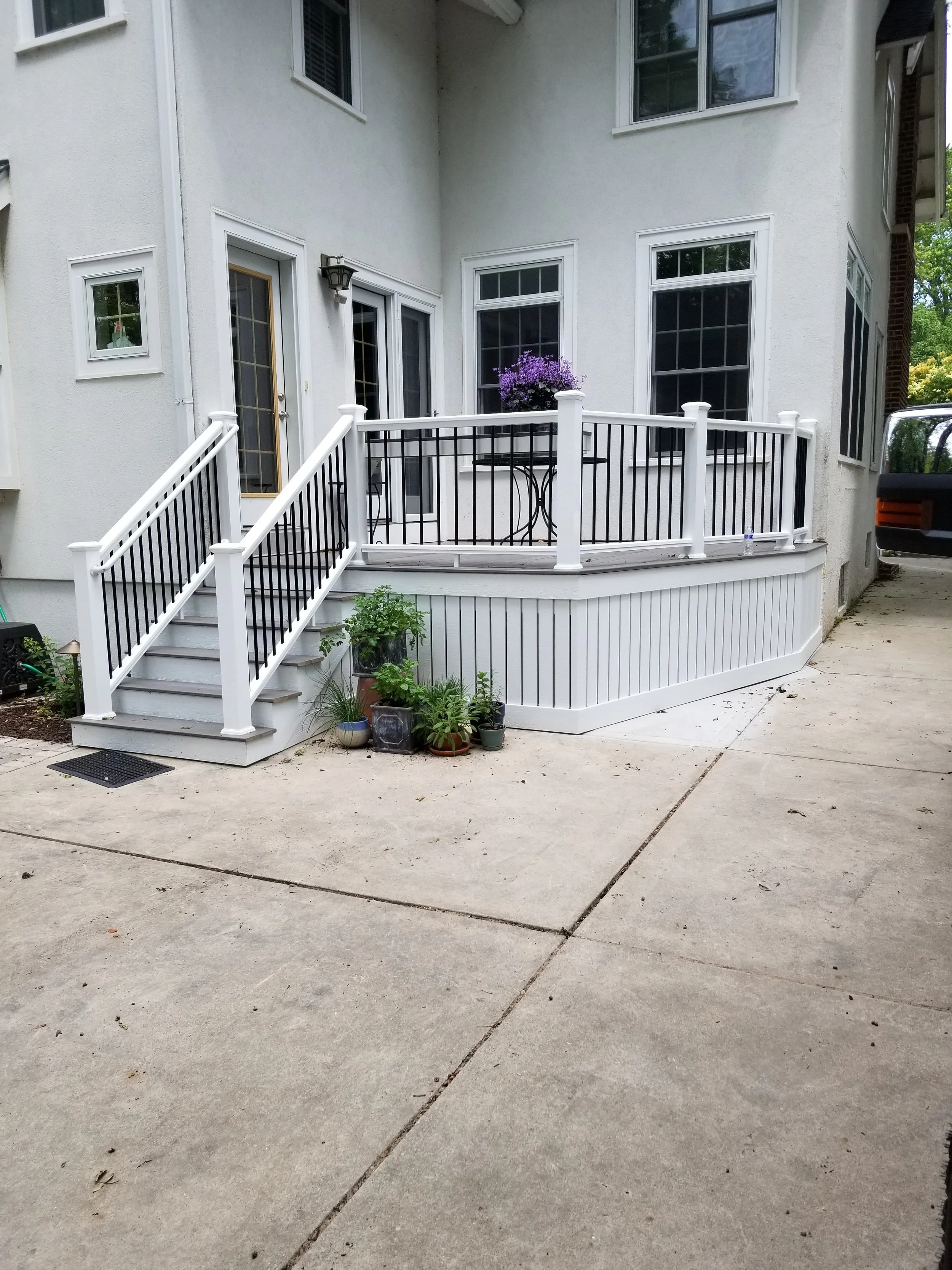 WFB porch 2020.jpg