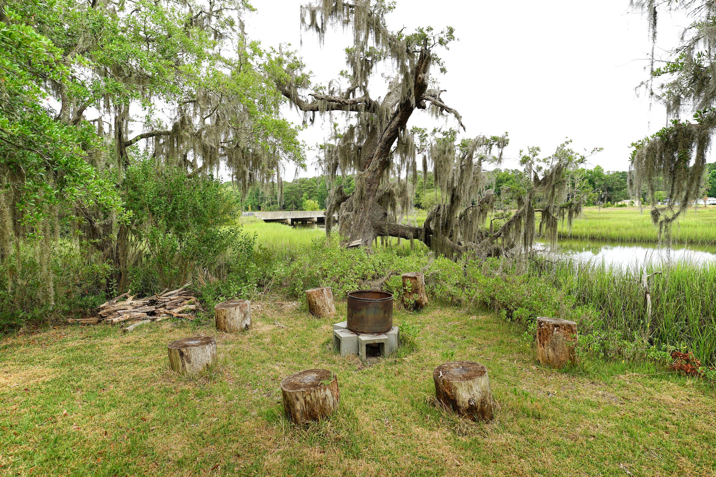 FIRE PIT