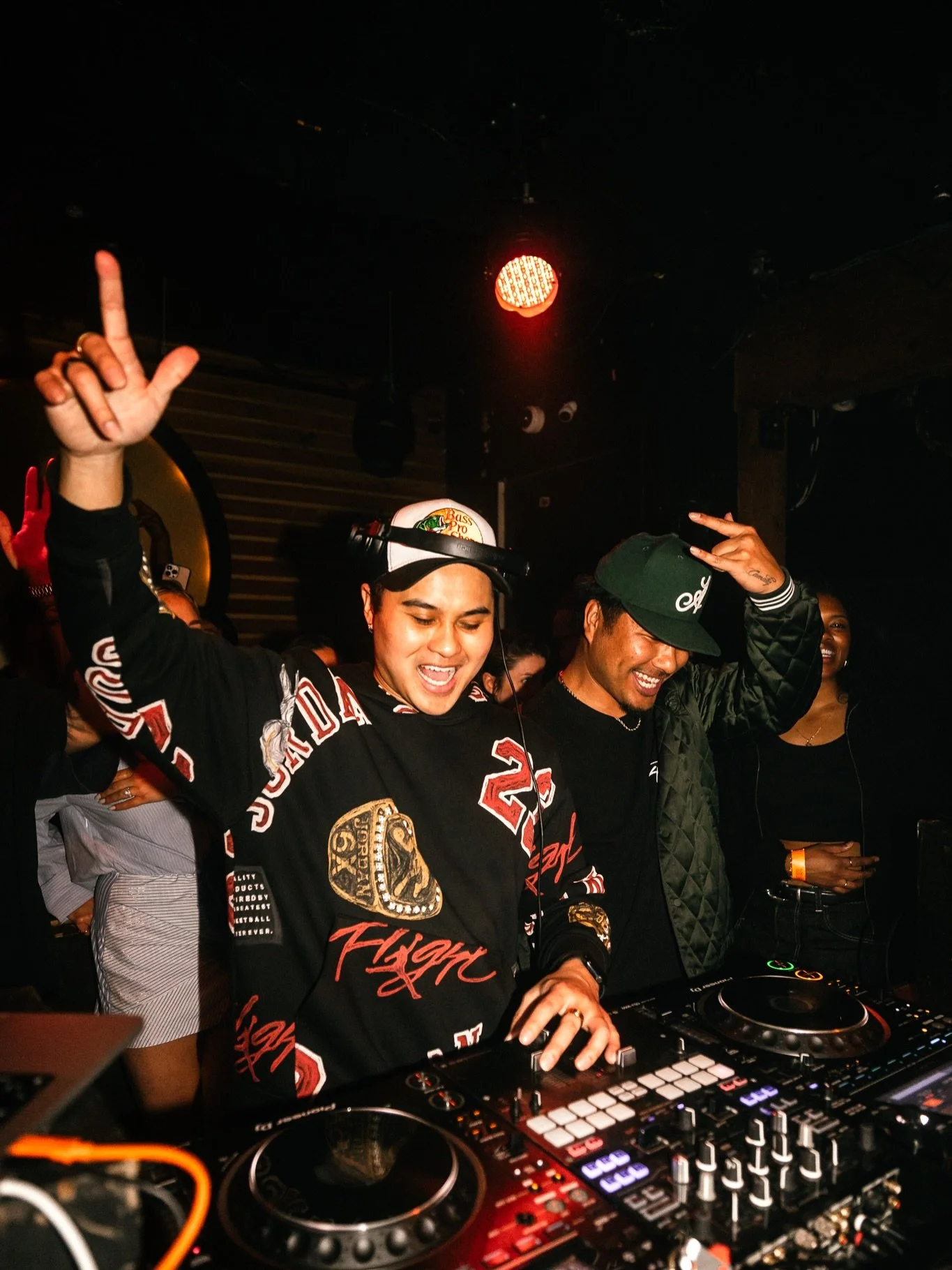 sorry for party rocking @decadeparties ⚡️ 📸: @rhclarkcreative