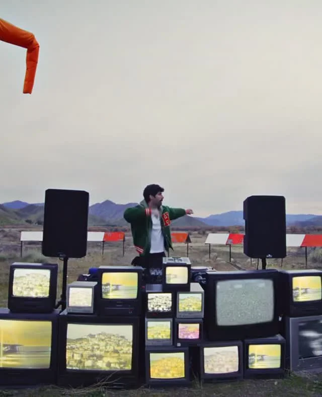 THIS FRIDAY 🛩️ multi-instrumentalist and electronic-pop artist @distantmatter lands at @fortunesound with his vivid nostagia tour plus special guest @darbysounds and @_djlemon on support friday, may 1st!⁠
⁠
Expect a sonic landscape that&rsquo;s both