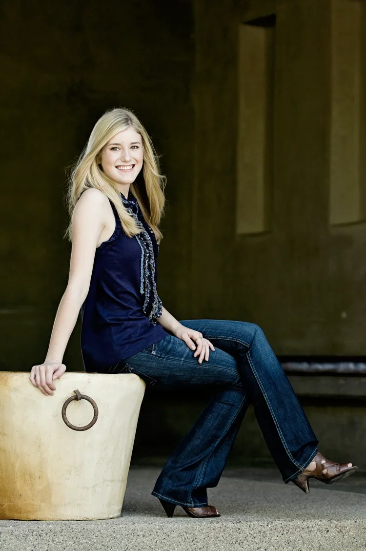 Julia056b+copy.jpg.webp