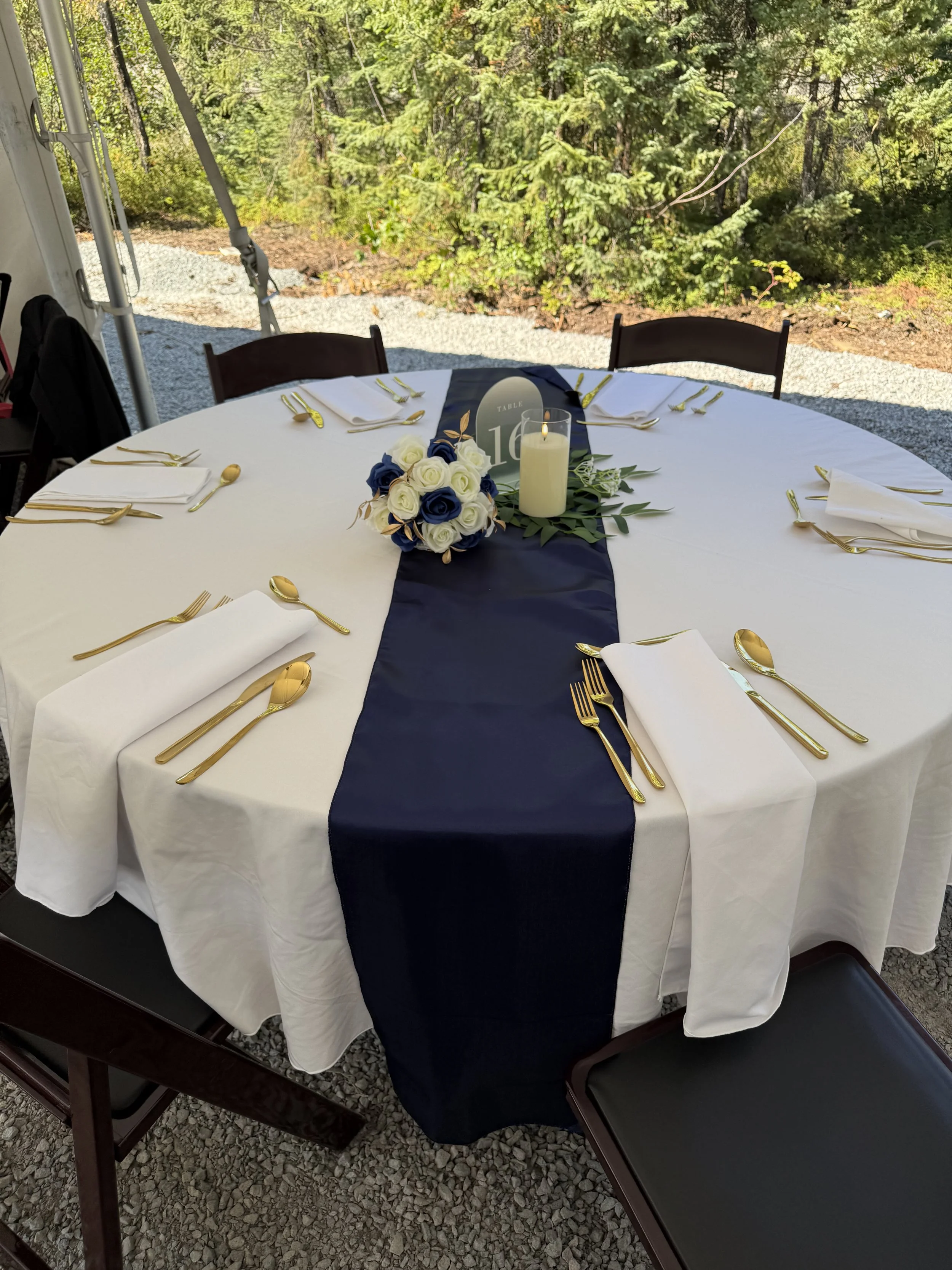 Linens and gold cutlery- Pontoon Lake 