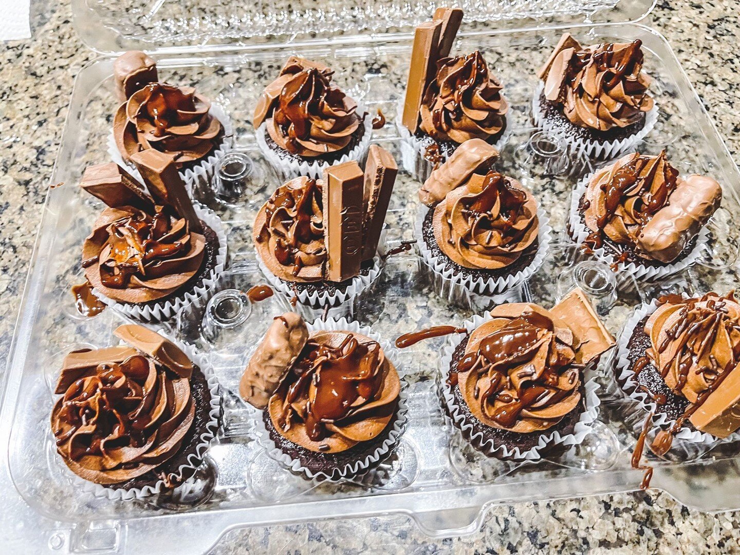 We&rsquo;ve said it before and we&rsquo;ll say it again. You can NEVER have too much chocolate. ⠀
Chocolate cupcakes, chocolate icing, chocolate bars, chocolate ganache. ⠀
⠀
⠀
#confettibakeco #kwawesome #chocolate #chocolatecake #chocolatecupcakes #w