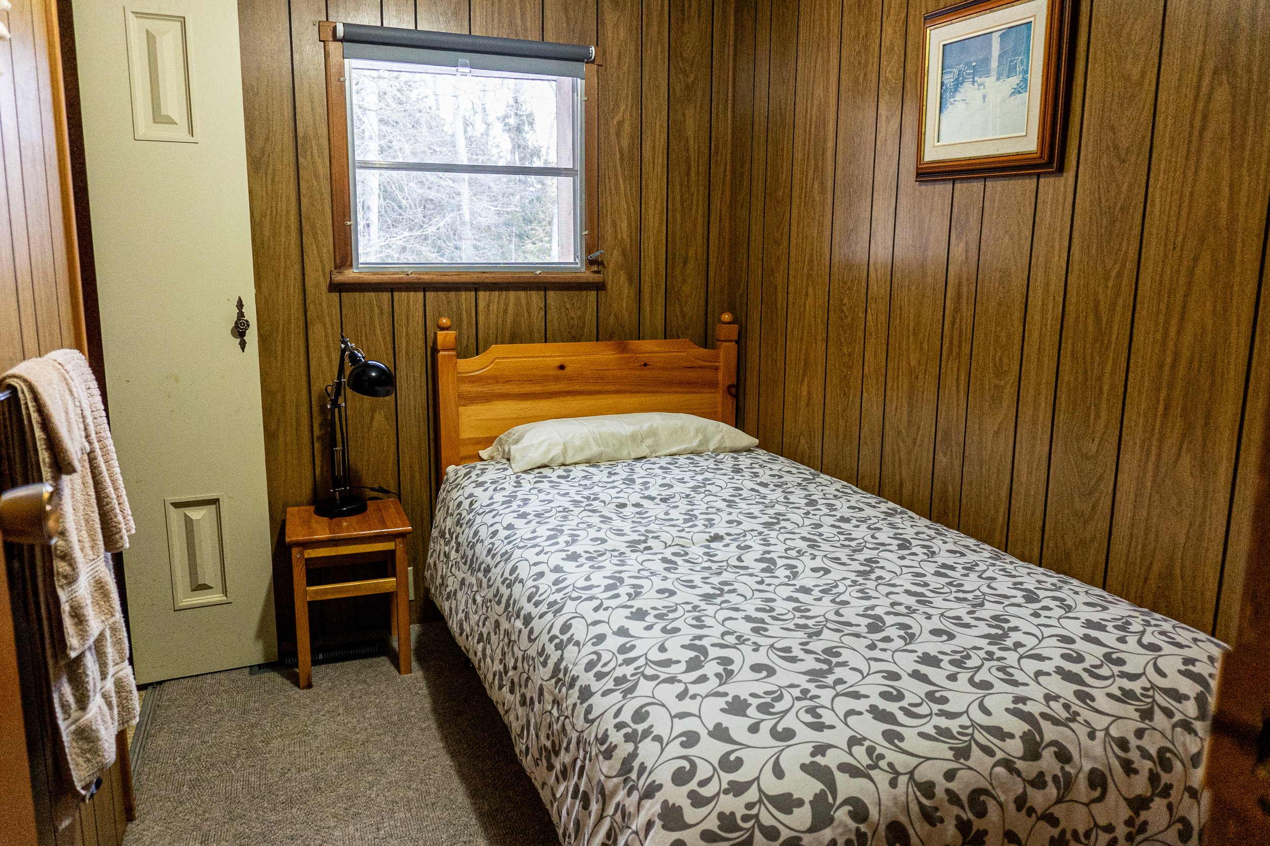 Shepherds Cottage bedroom single.jpg