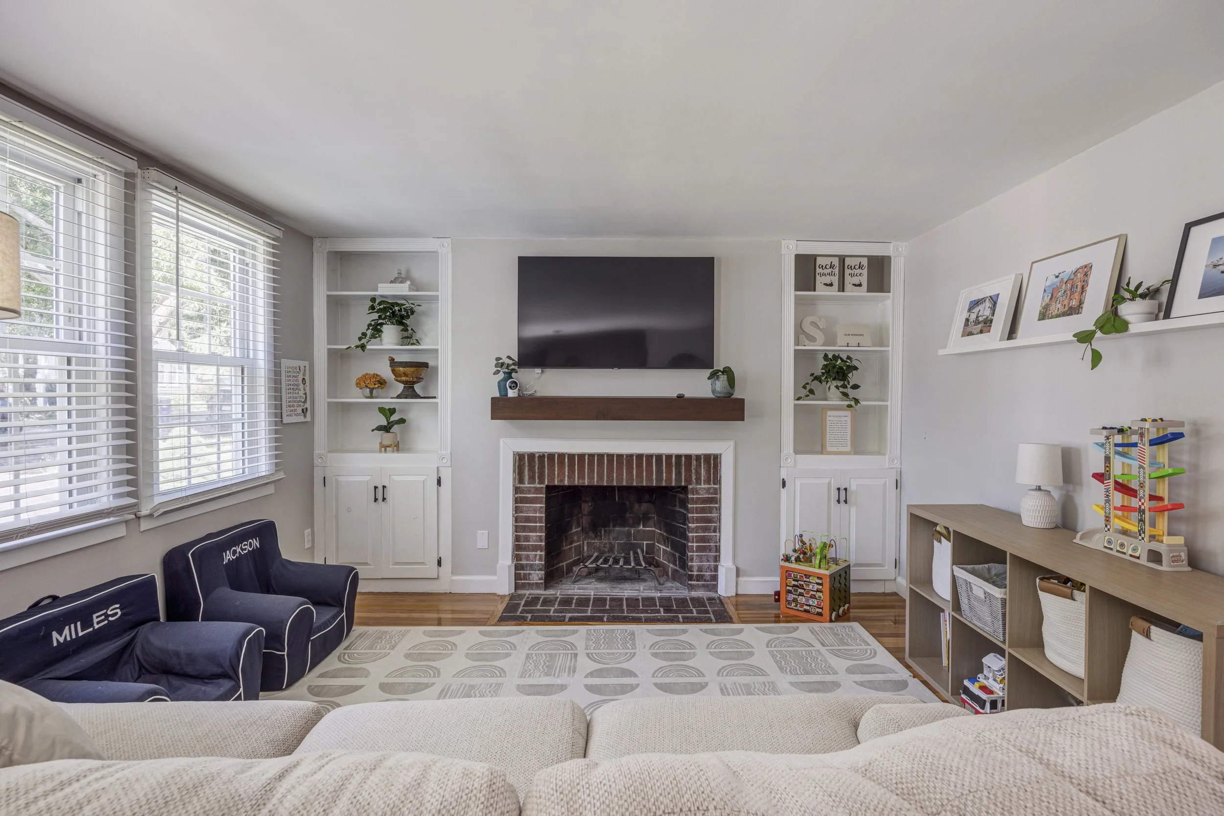 27 Lawnview Drive For Web-21.jpg