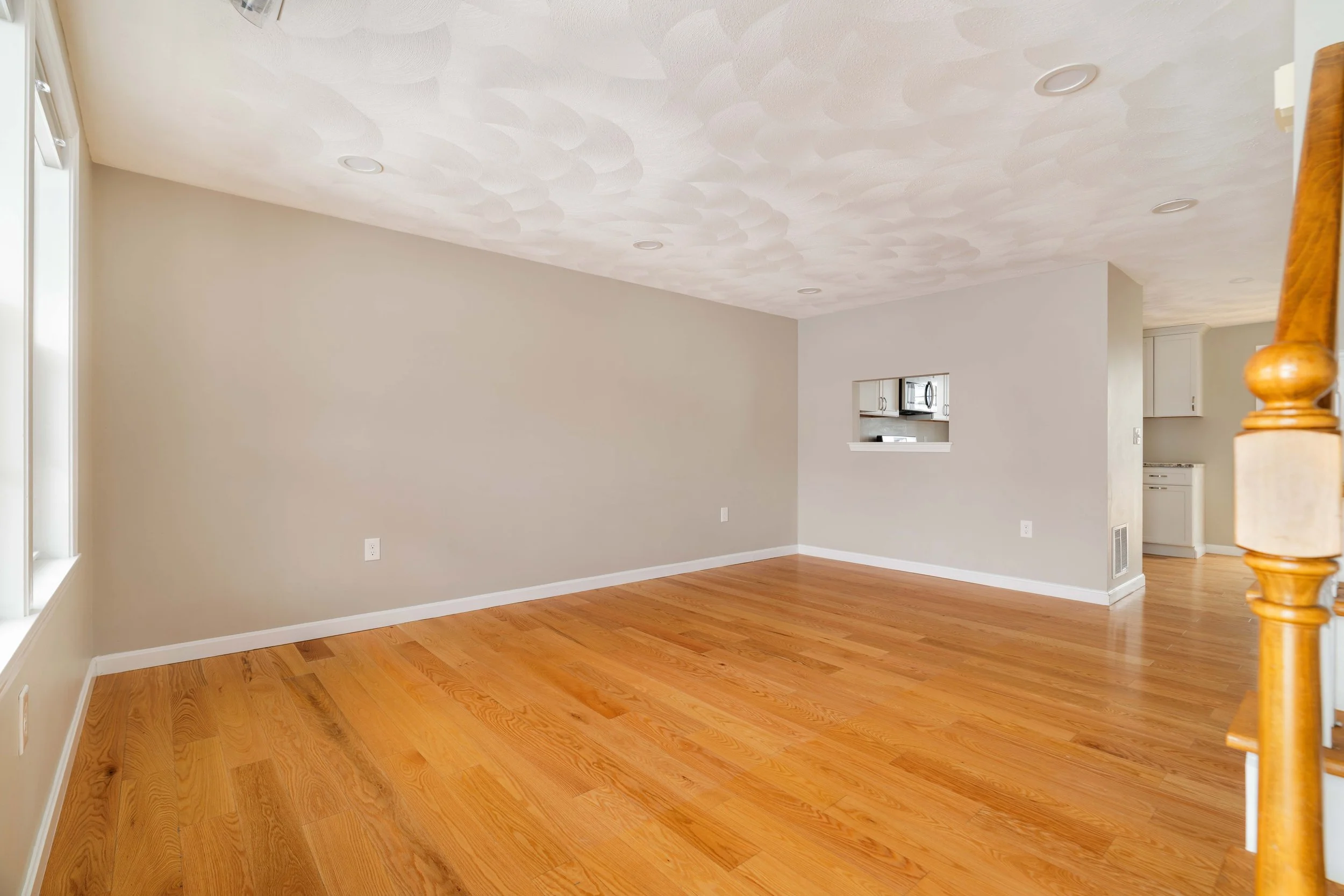 Living Dining-00300.jpg