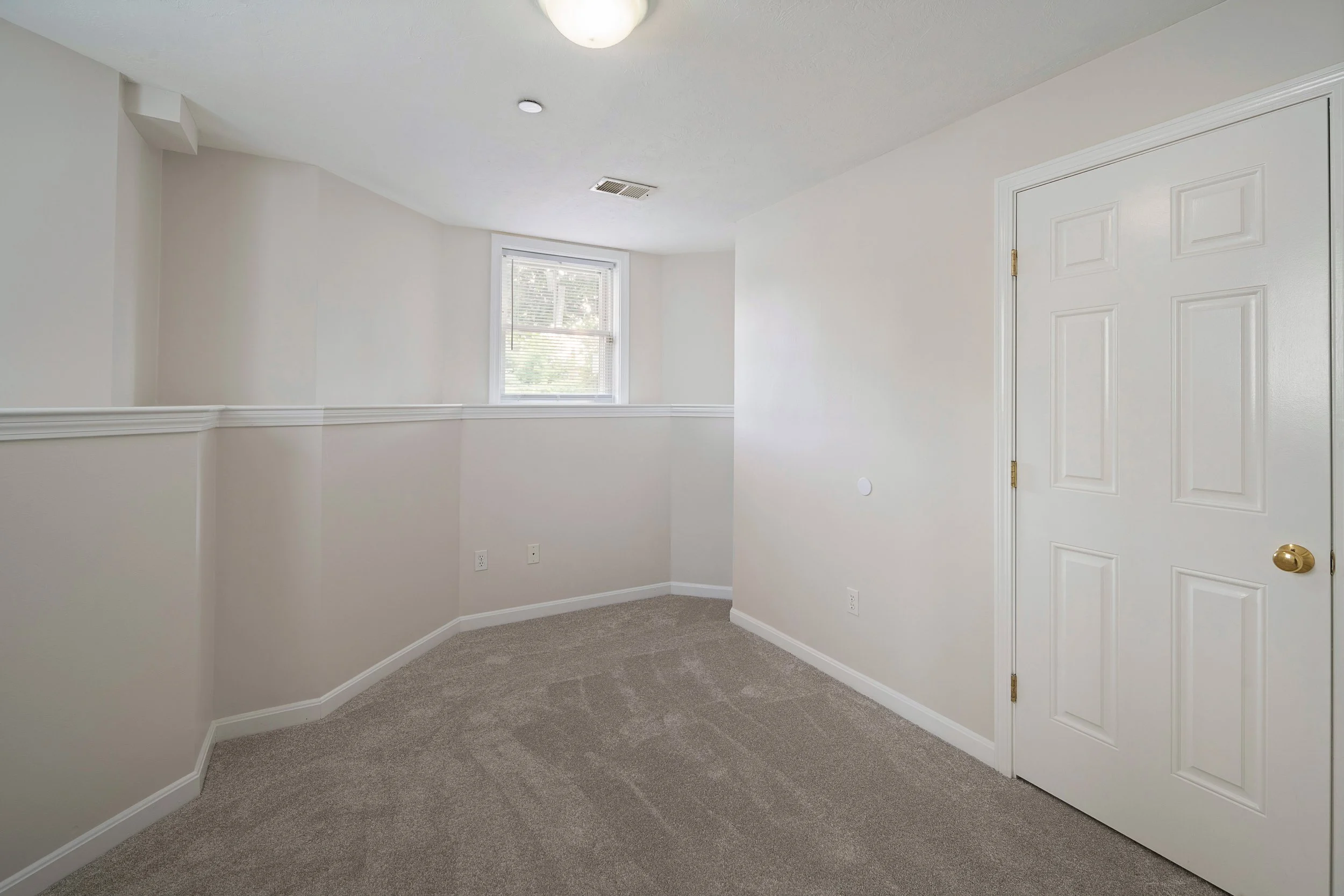 WEB-PRINT_-2_INTERIORS(13).jpg