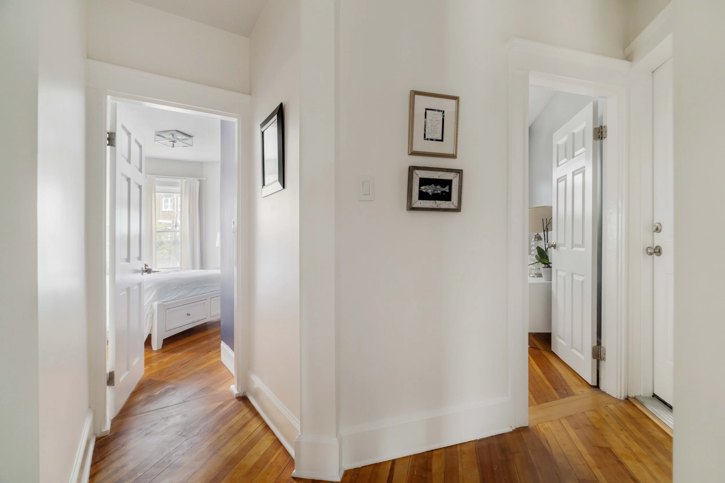 Hall-00440.jpg