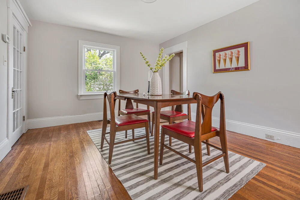Dining Room-8.jpg