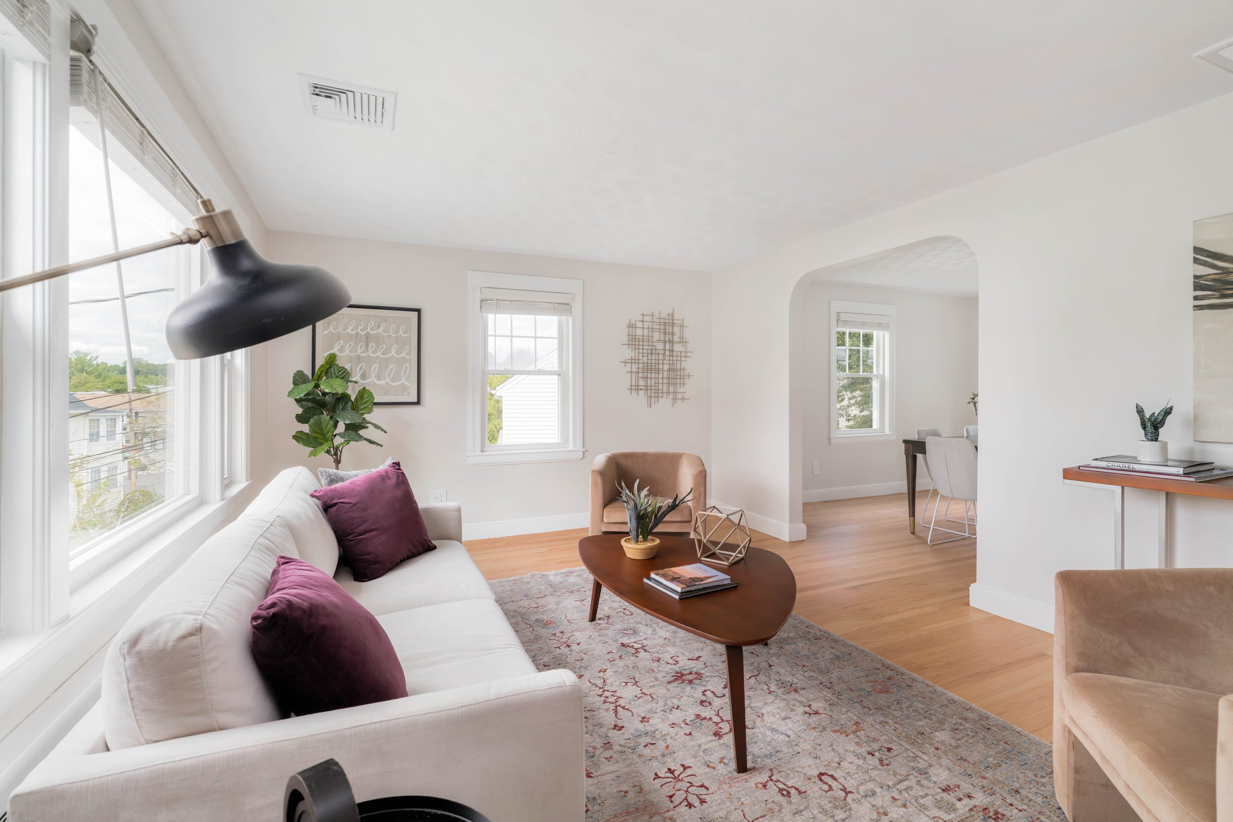 Living Room-7.jpg
