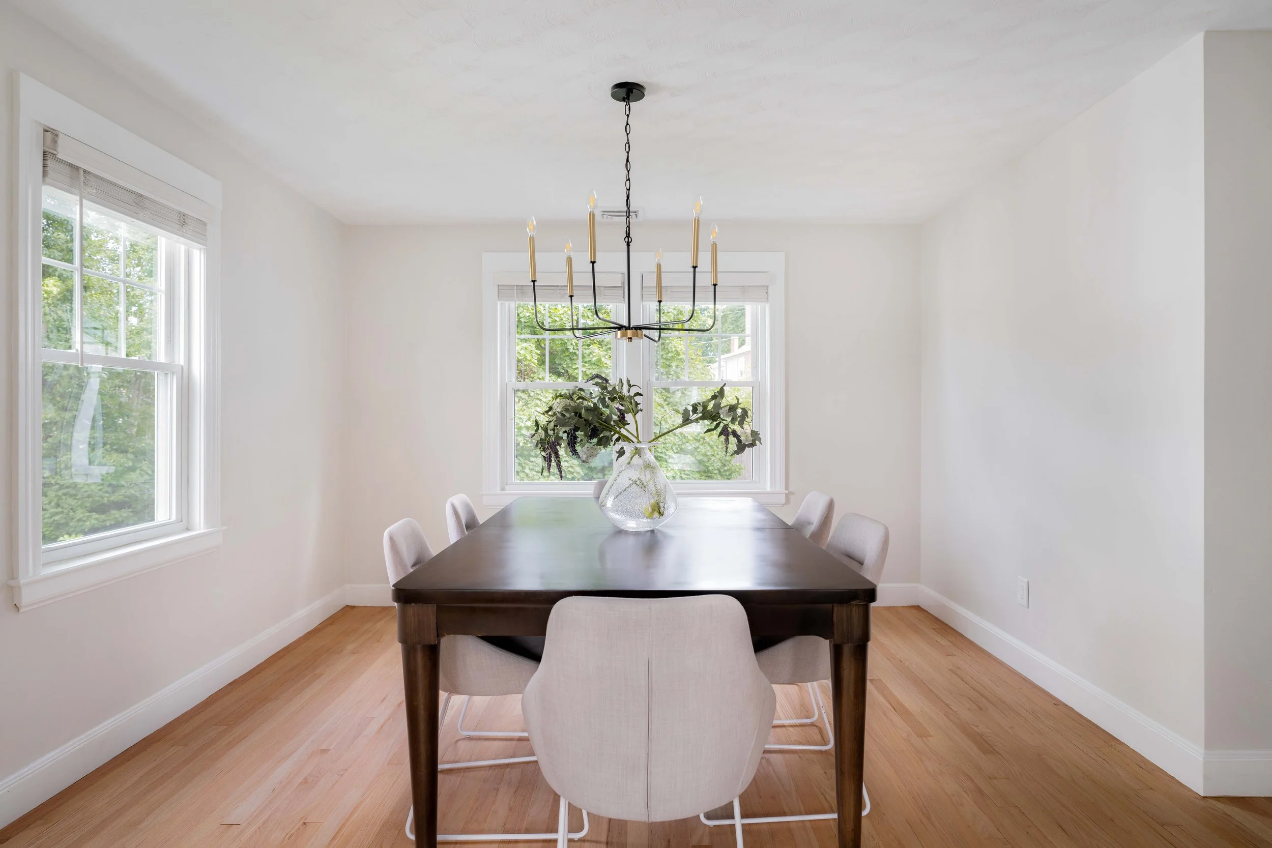 Dining Room-4.jpg