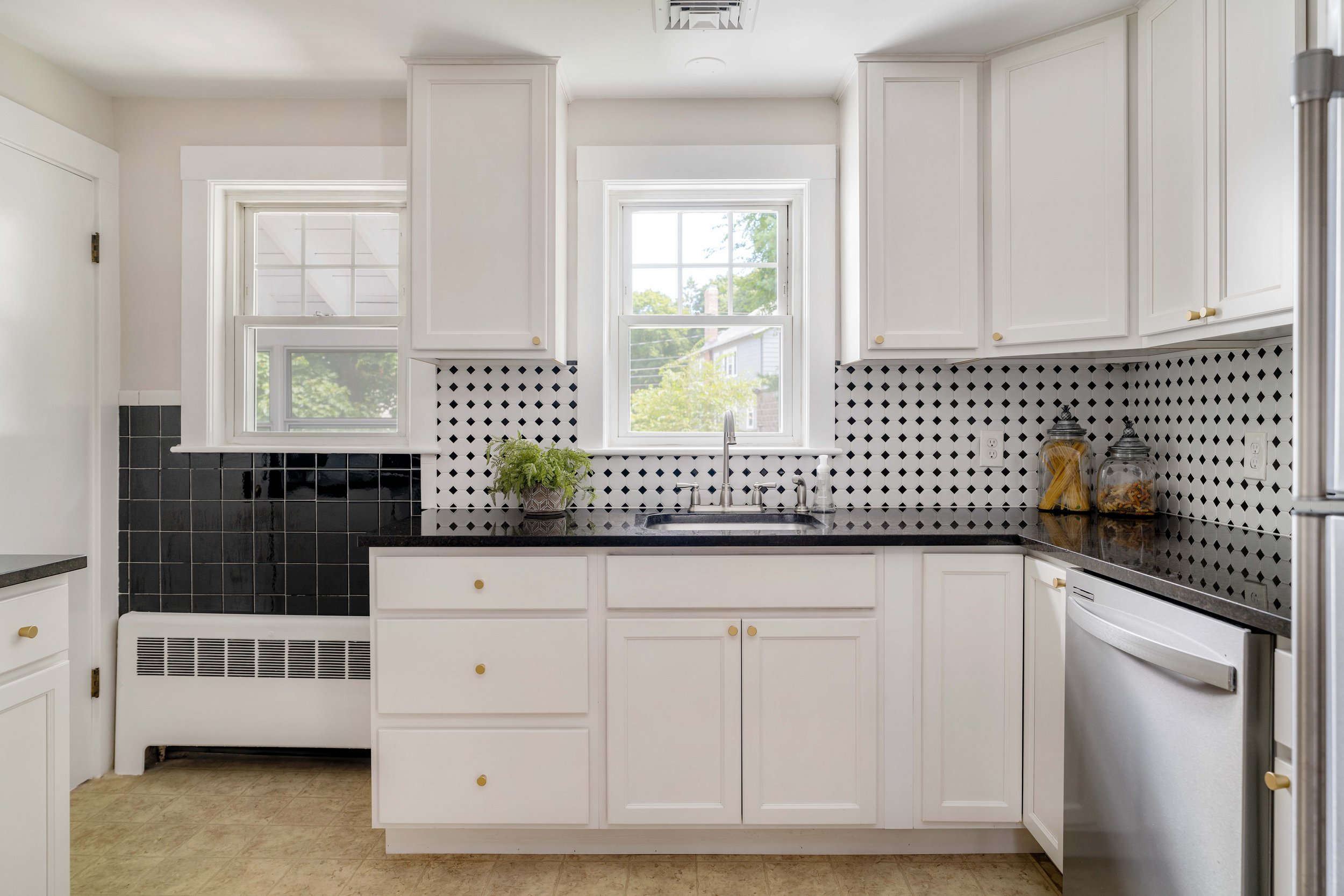 Kitchen-6.jpg
