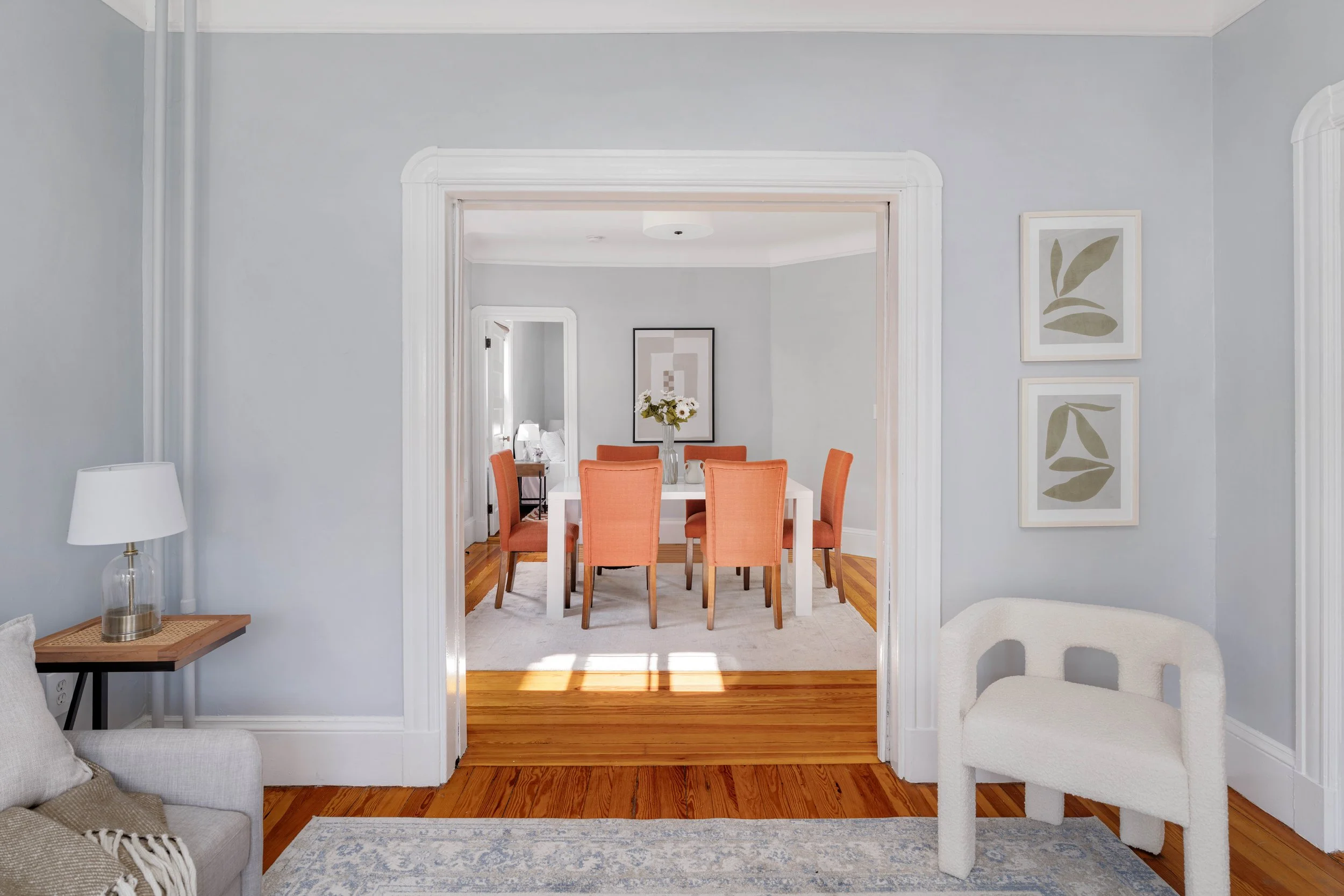 Living Room-10.jpg