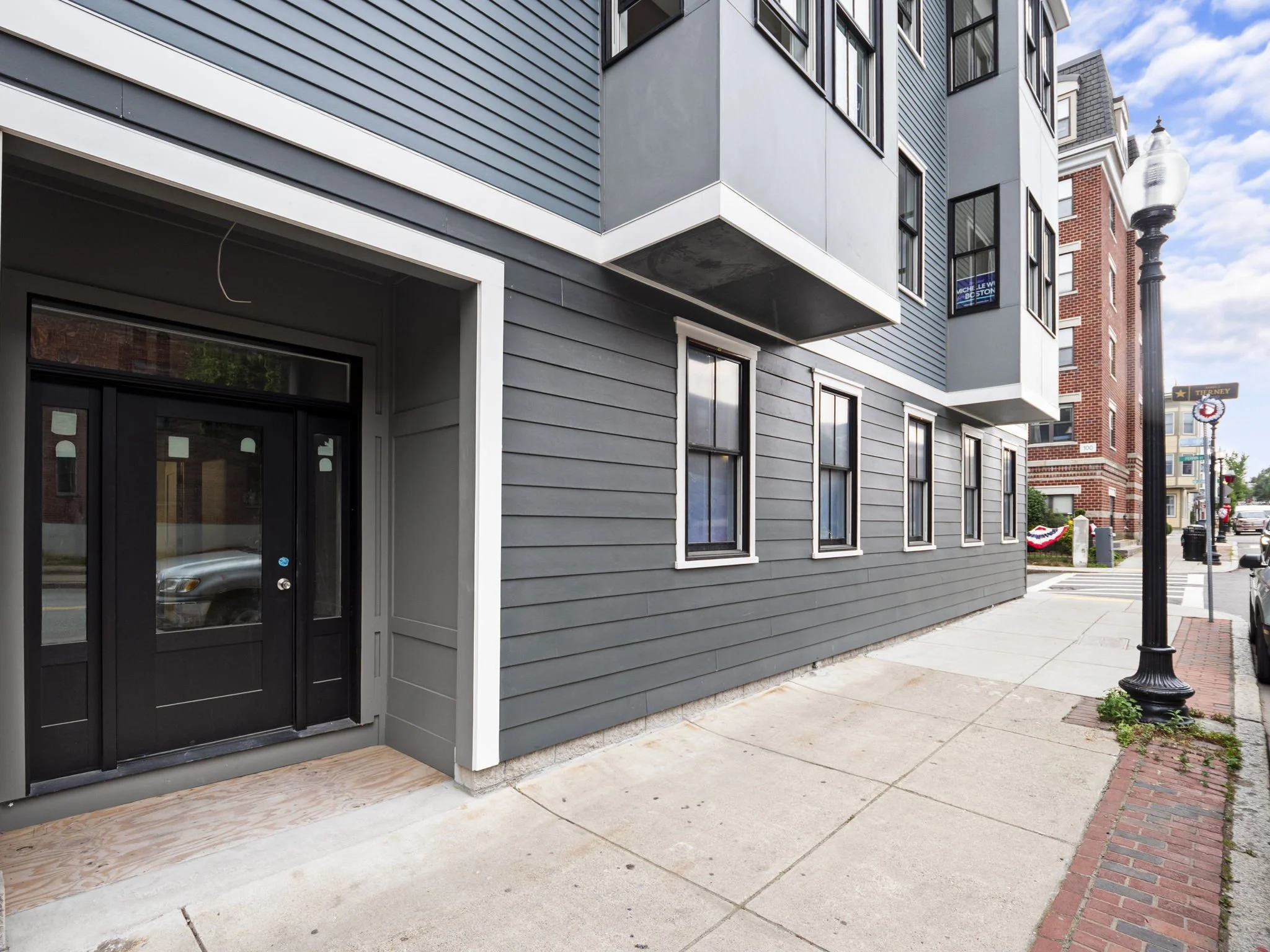 12-web-or-mls-EXT - 106 Bunker Hill St Boston MA 12.jpg