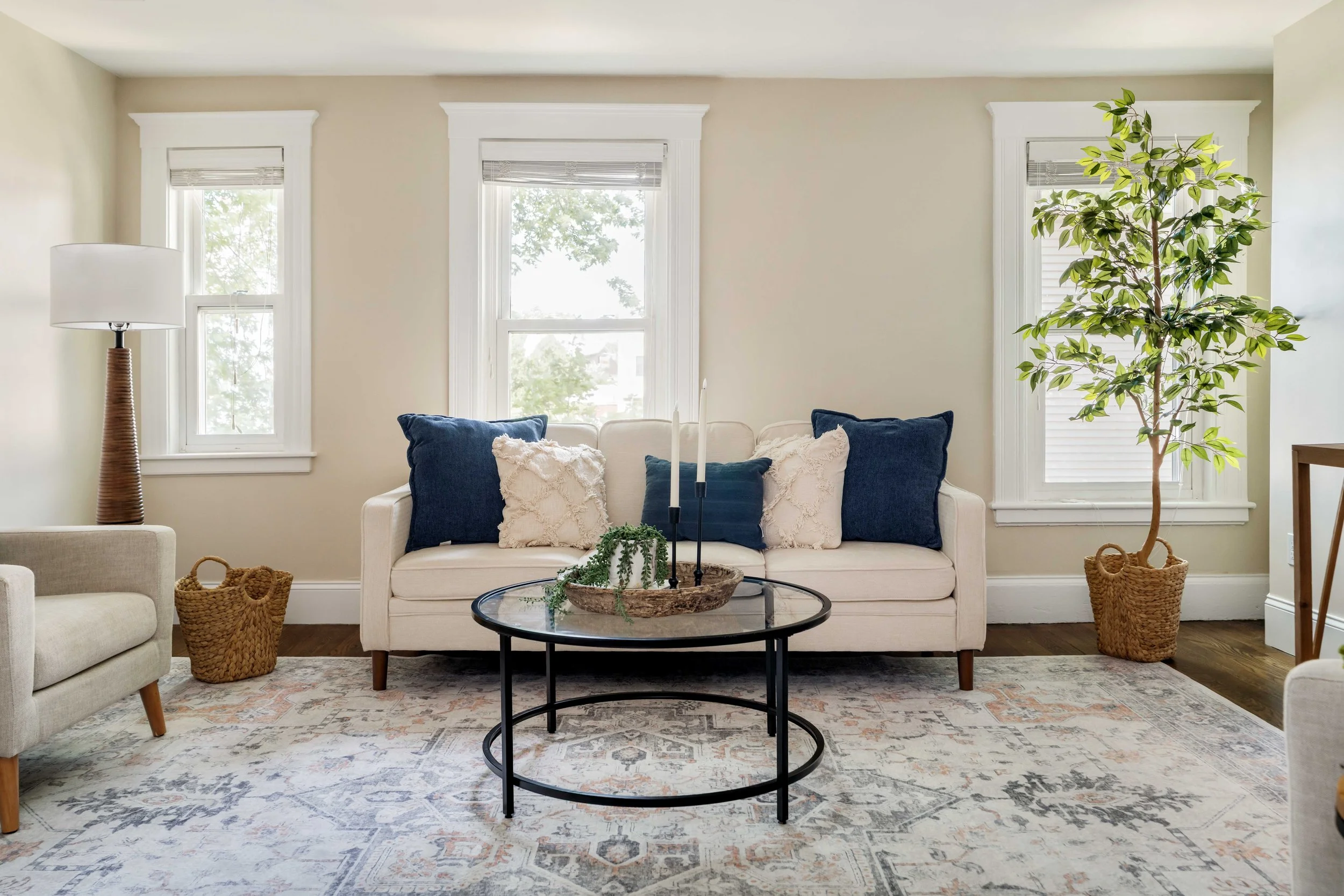 Living Room-08752.jpg