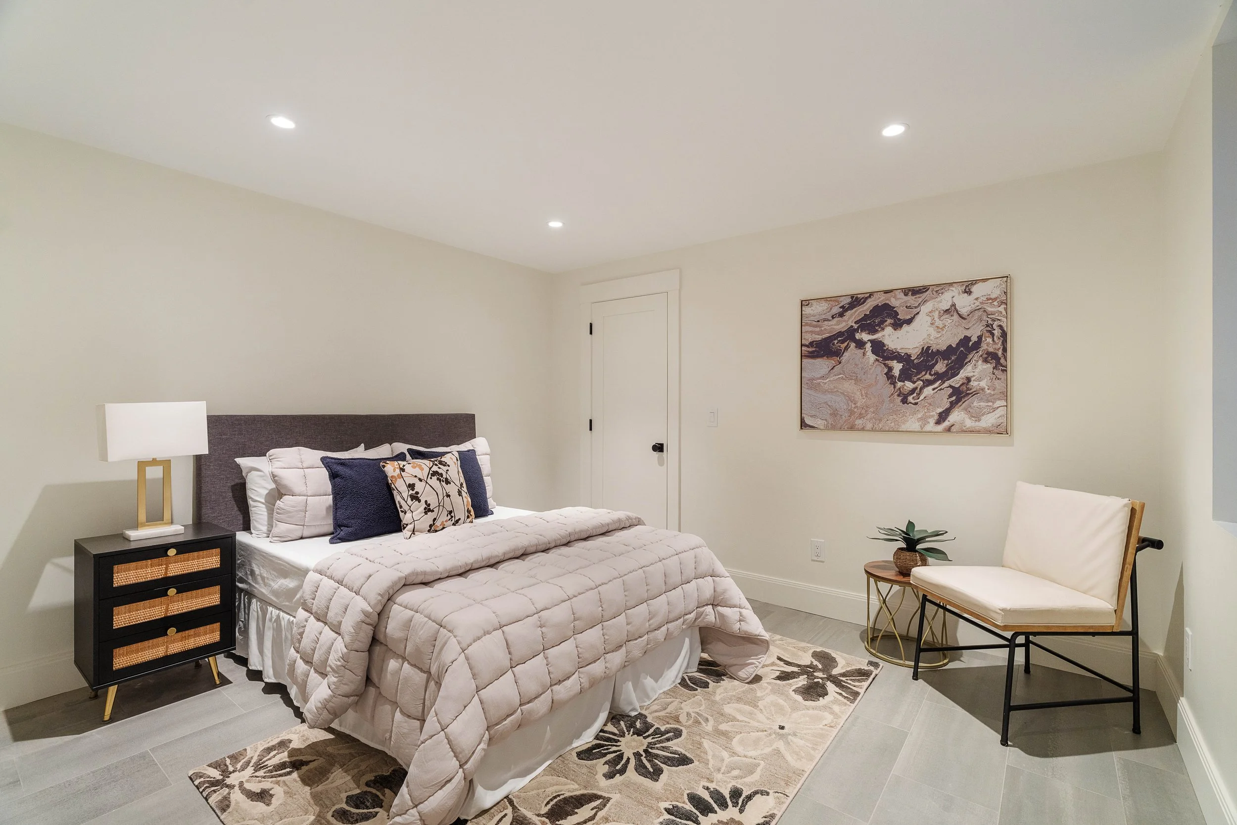 WEB-PRINT_-2_INTERIORS(40).jpg