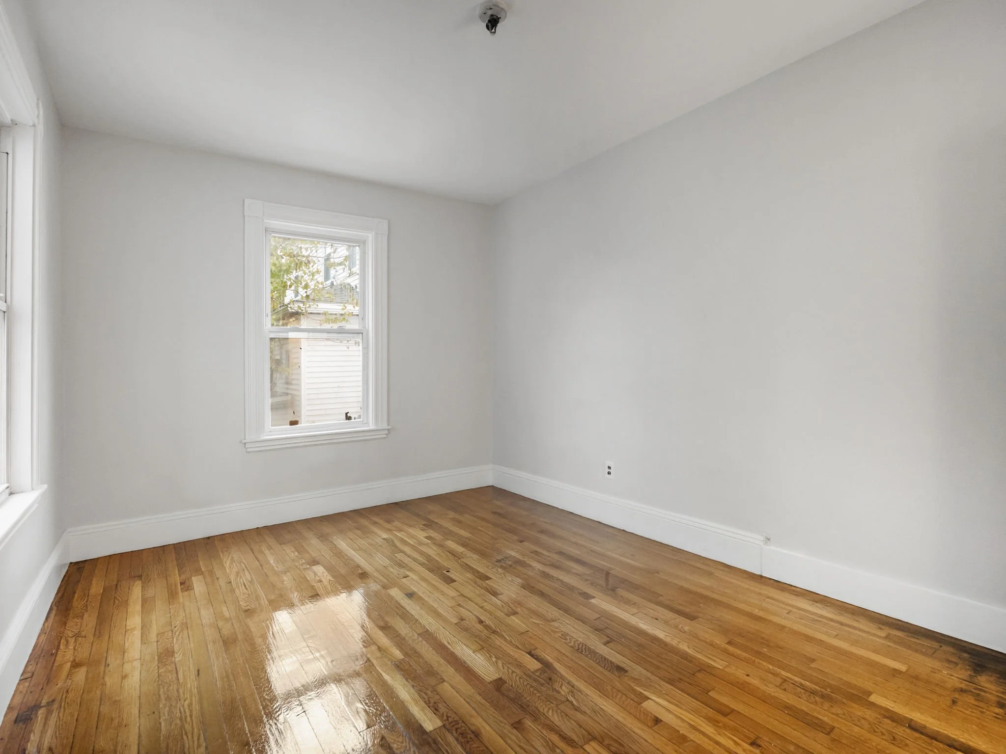 12-web-or-mls-U 1 - 149 Mountain Ave, Revere, MA 11.jpg