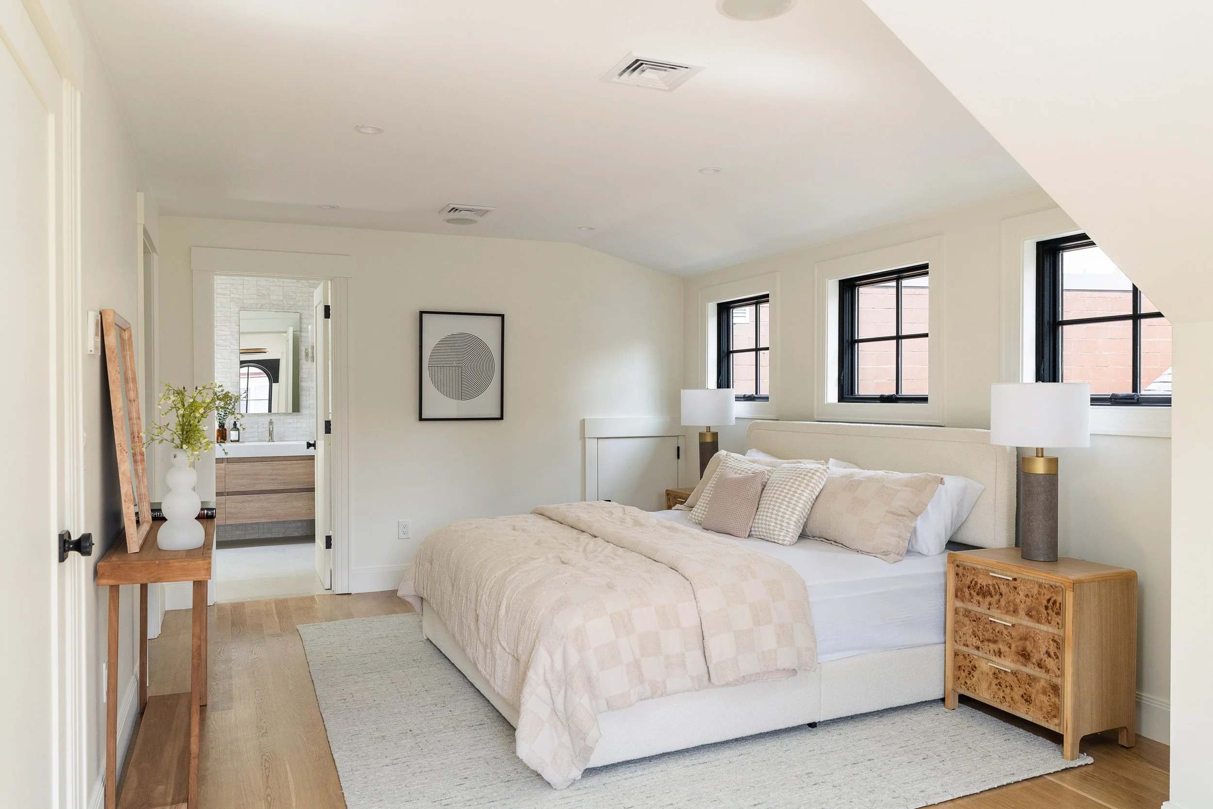 WEB-PRINT_-2_INTERIORS(76).jpg