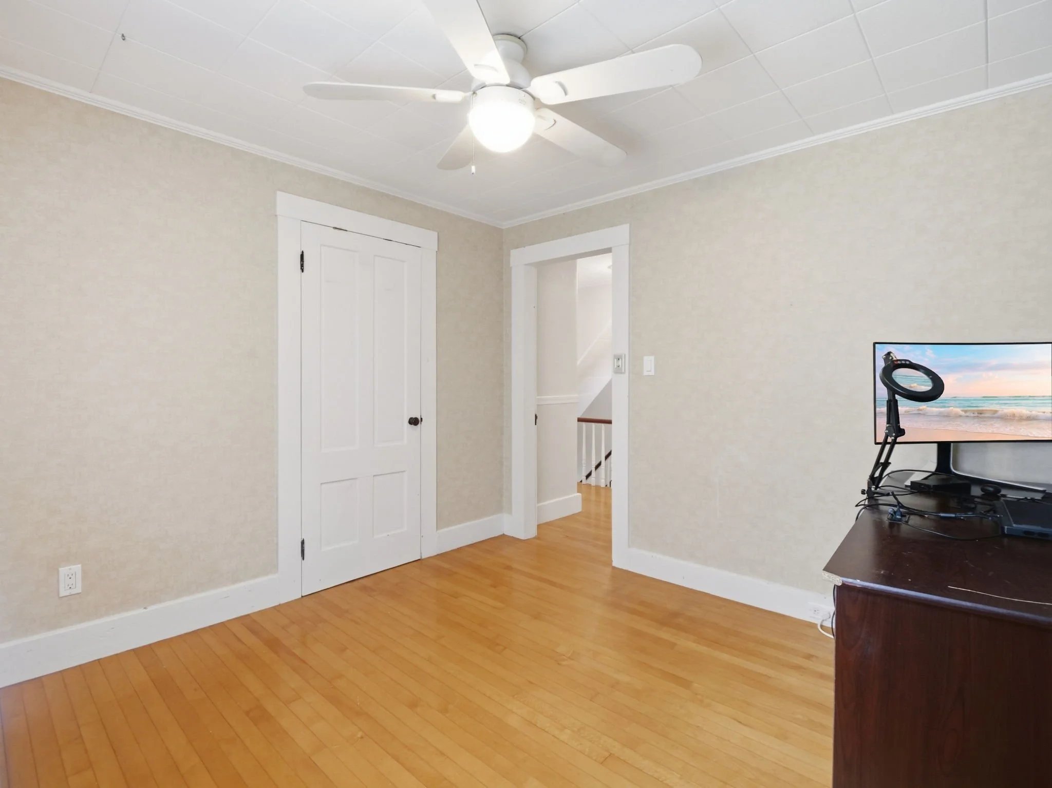 29-web-or-mls-98_Walnut_St_North_Brookfield_MA_031.jpg