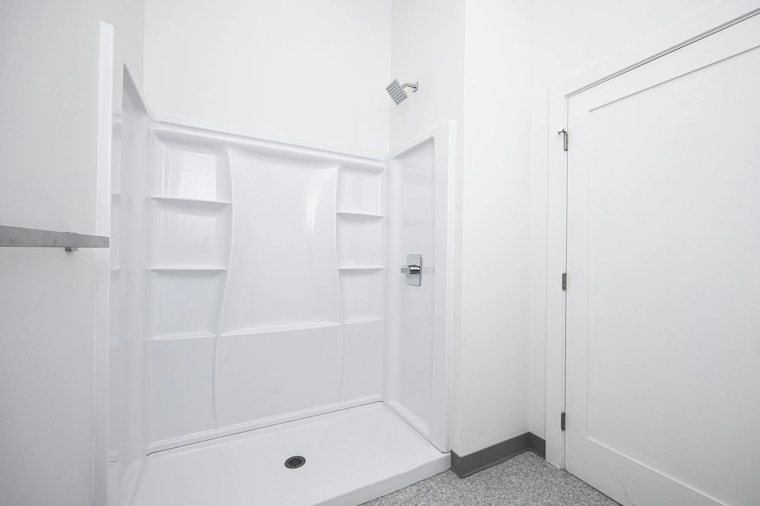 Copy of 80 Middlesex St. 302 Studio-18.jpg