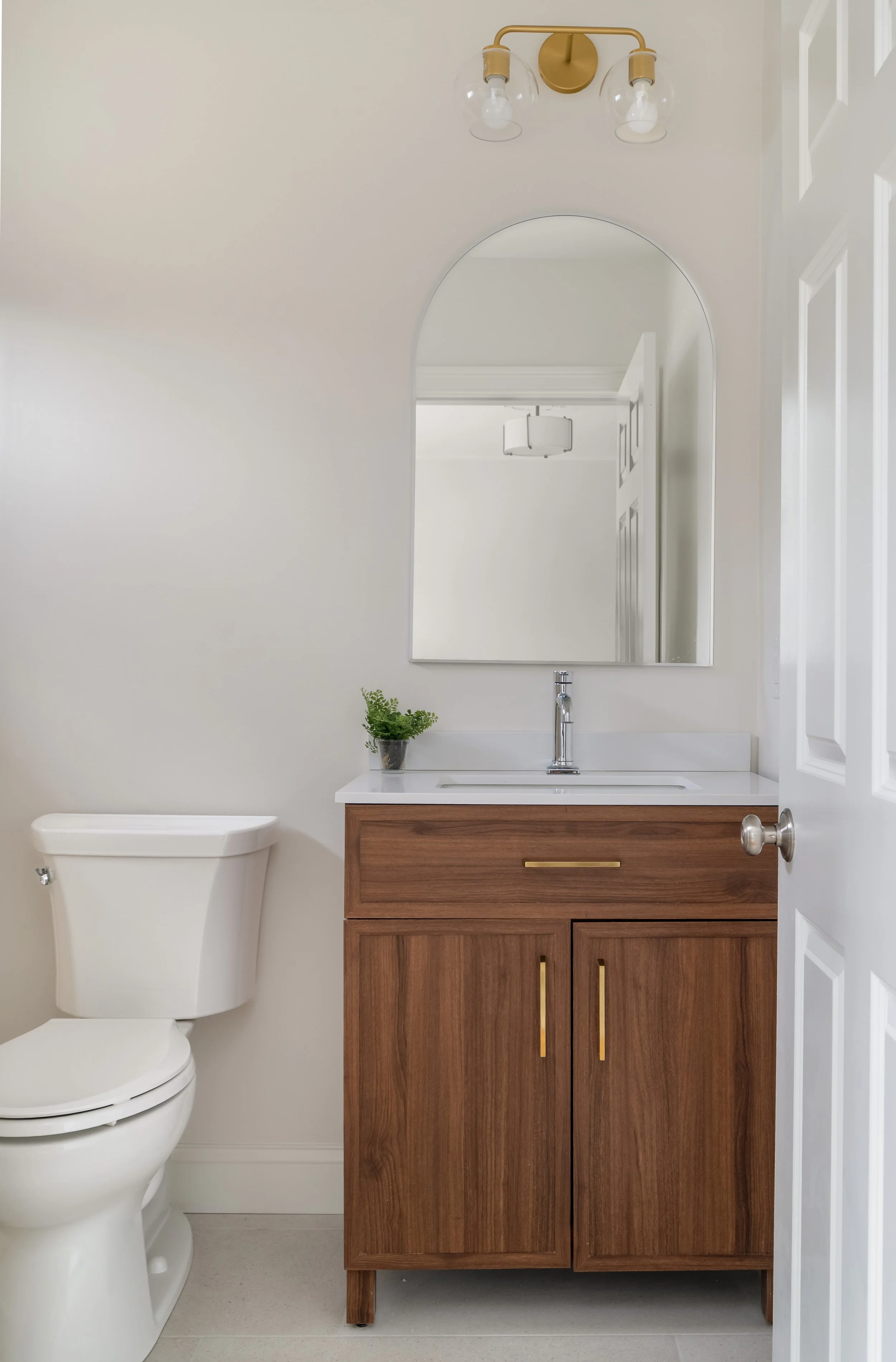 Primary Bed & Bath--6.jpg