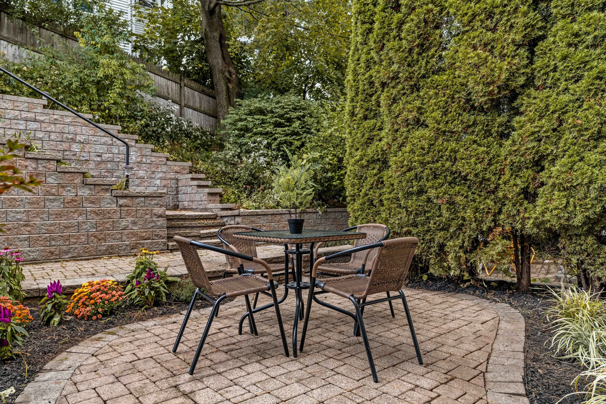 Outdoors-5.jpg