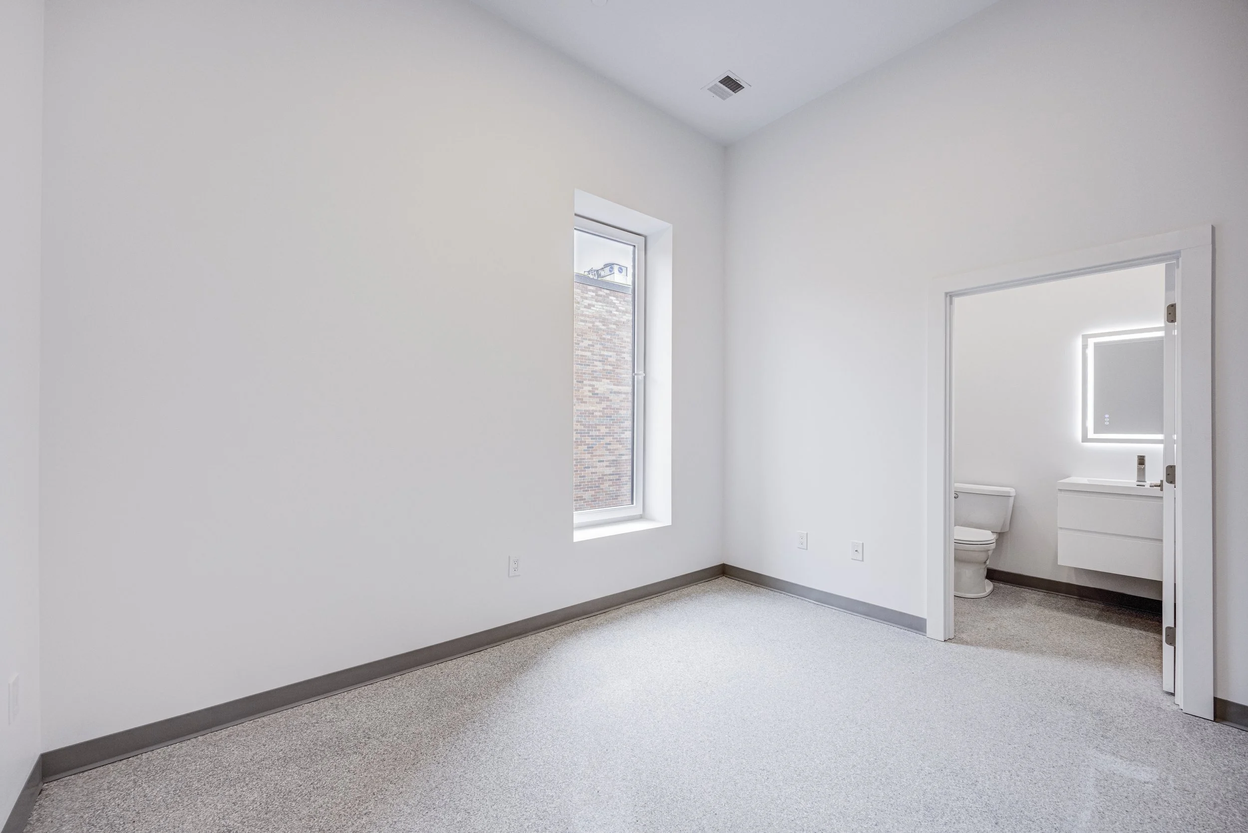 Copy of 80 Middlesex St. 306 (2 Bedroom)-11.jpg