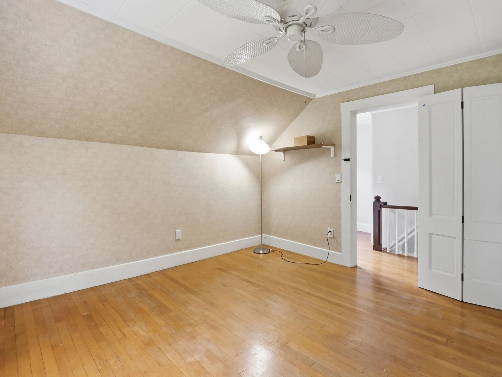 32-web-or-mls-98_Walnut_St_North_Brookfield_MA_034.jpg