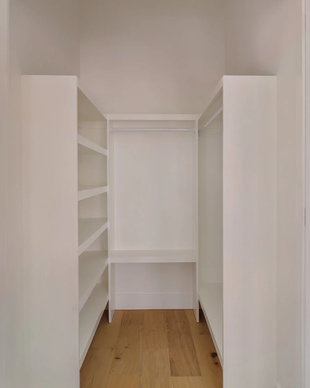 Primary Bed & Bath-08578.jpg