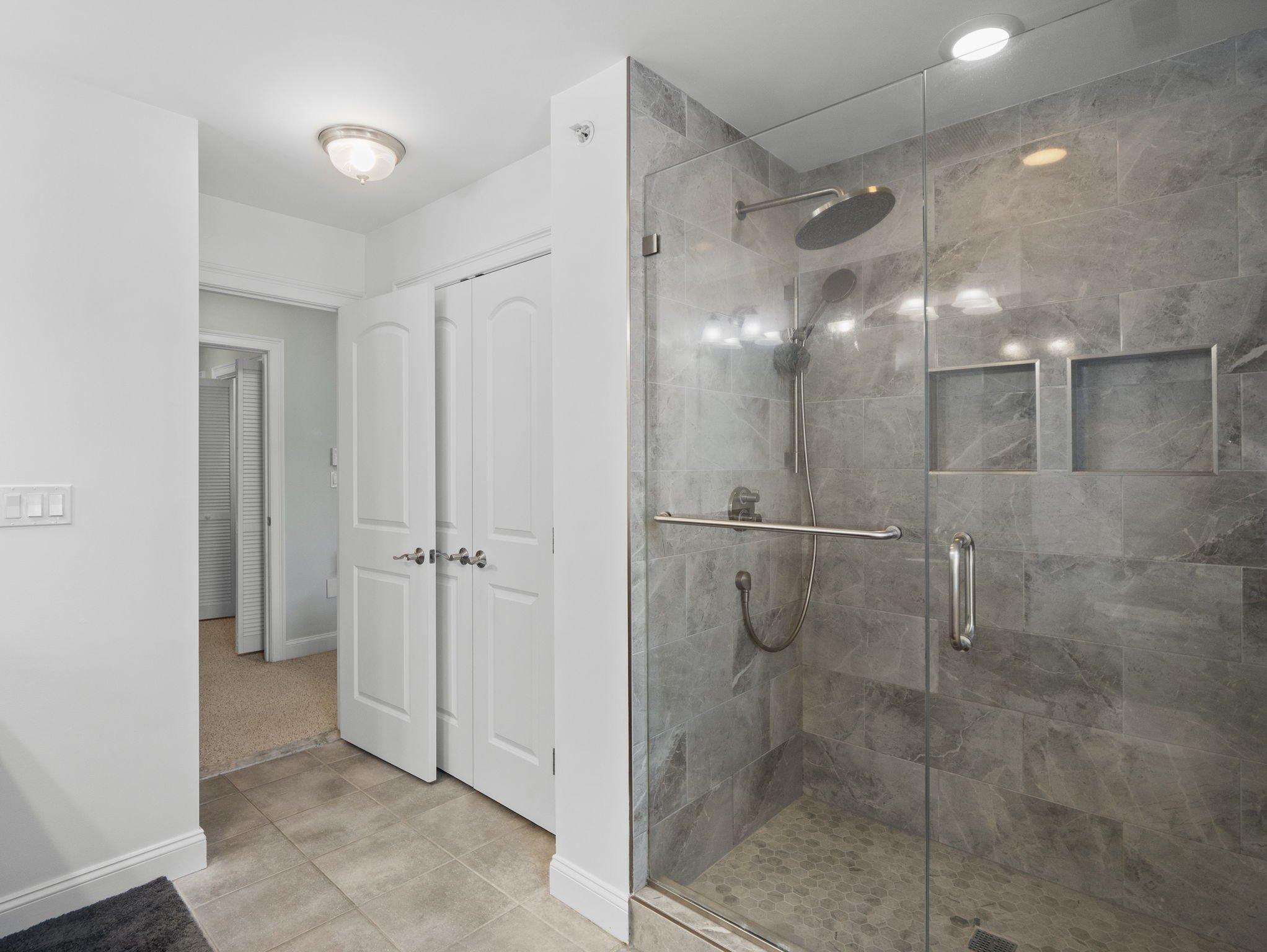 28-web-or-mls-262 Winn St B Burlington MA 28.jpg
