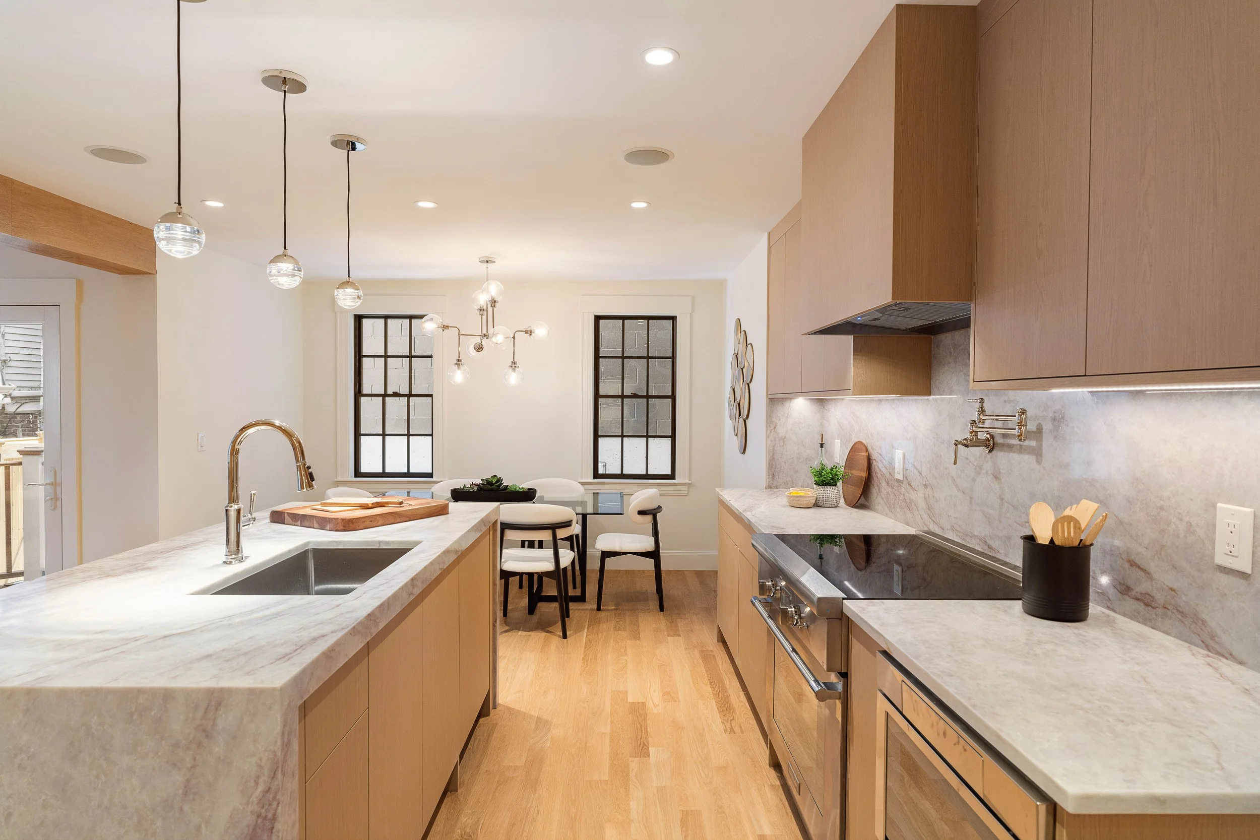 WEB-PRINT_-2_INTERIORS(7).jpg