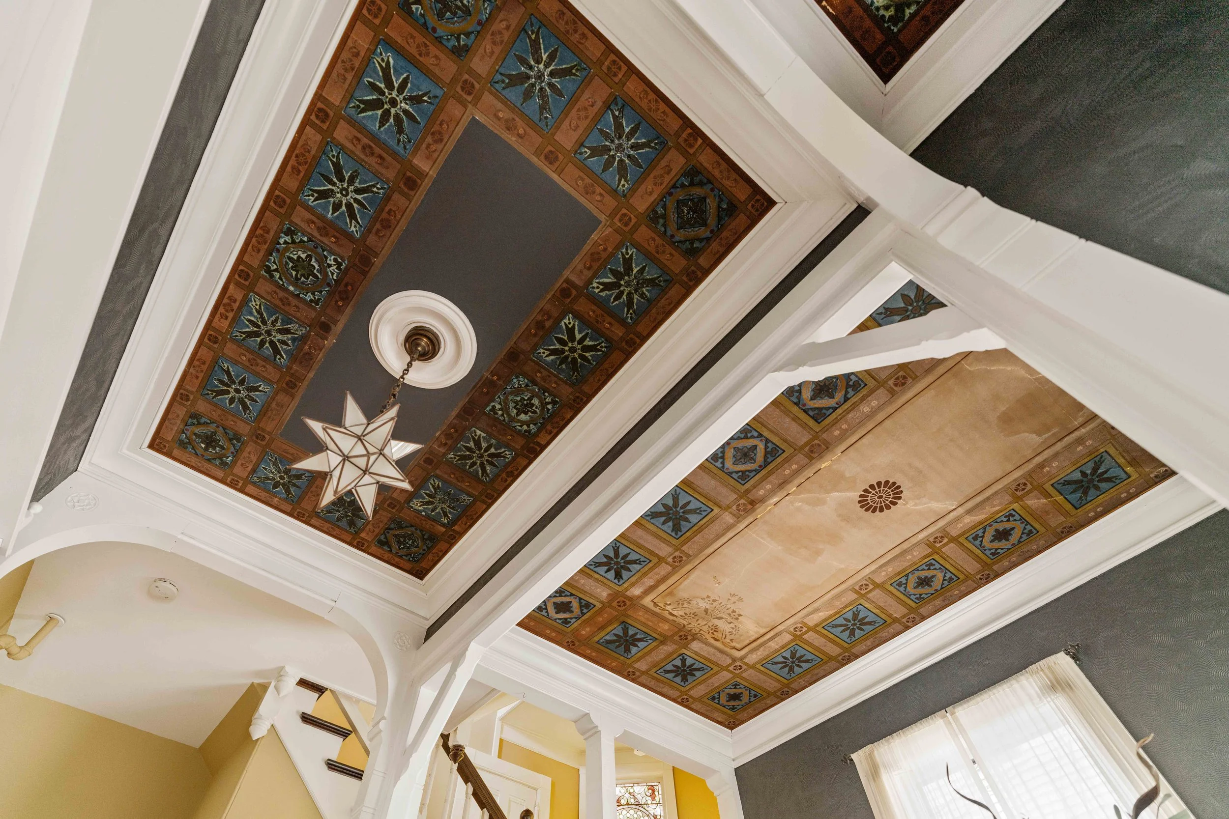 Ceiling Foyer Wallpaper.jpg