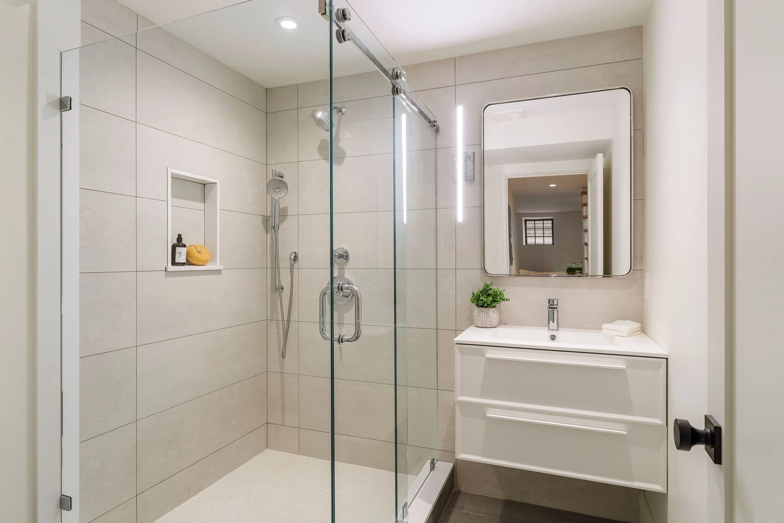 WEB-PRINT_-2_INTERIORS(39).jpg