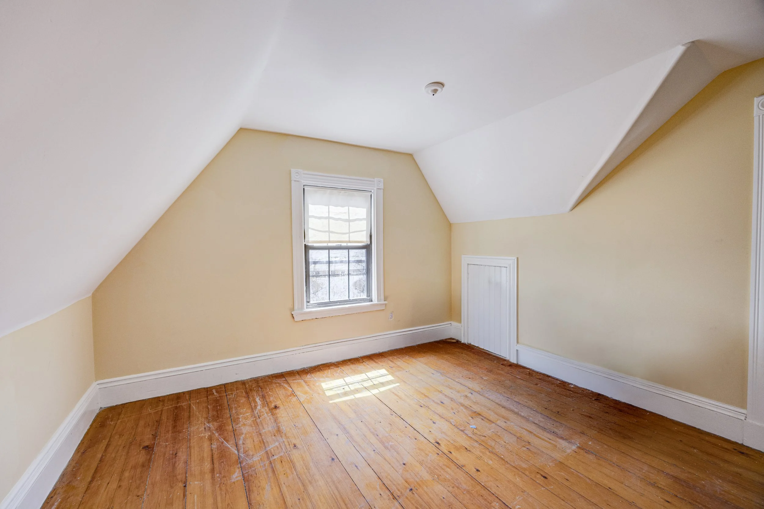 41 Meacham Rd For Web-9 Photoshoped.jpg