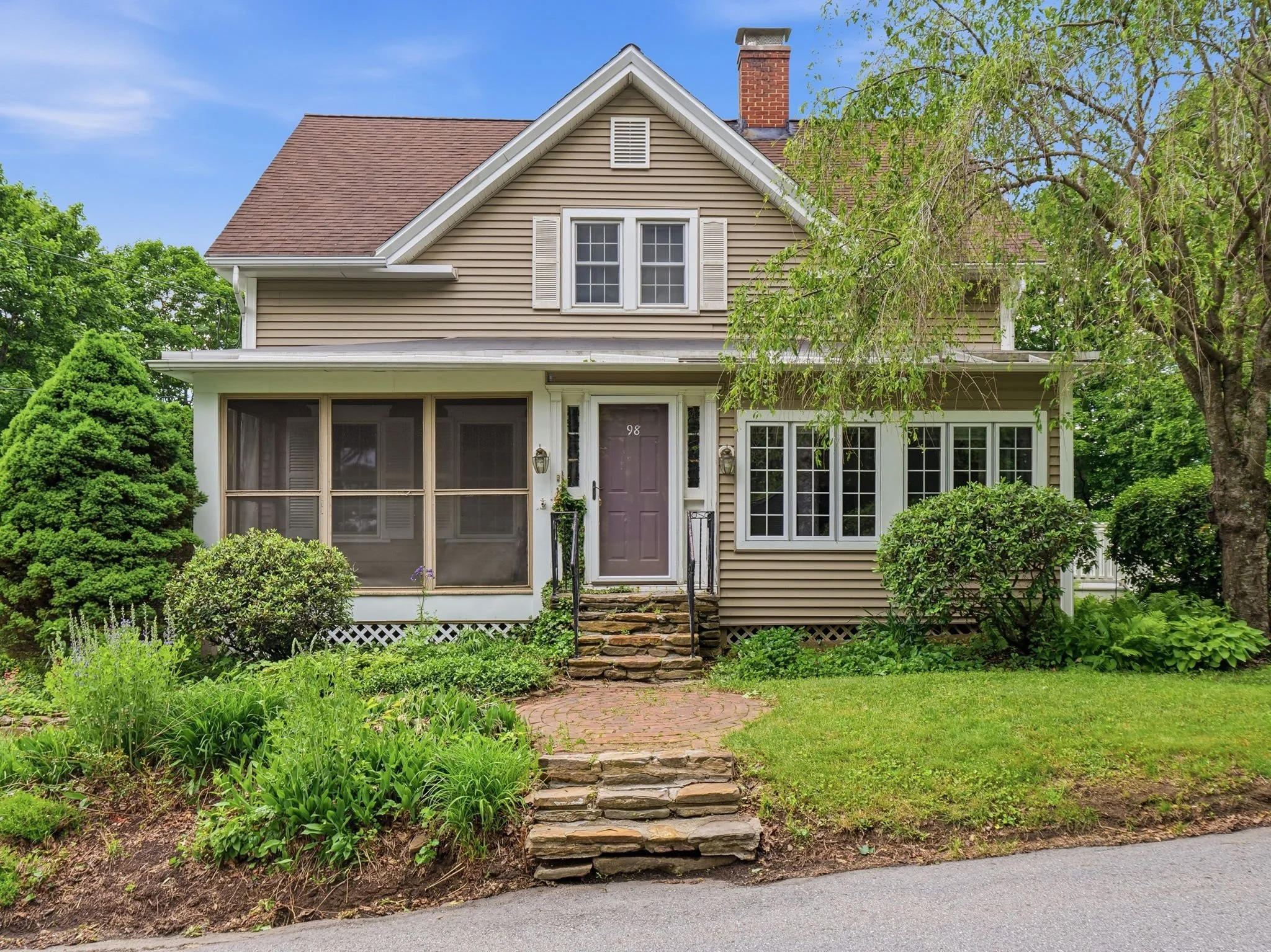 46-web-or-mls-98_Walnut_St_North_Brookfield_MA_043.jpg