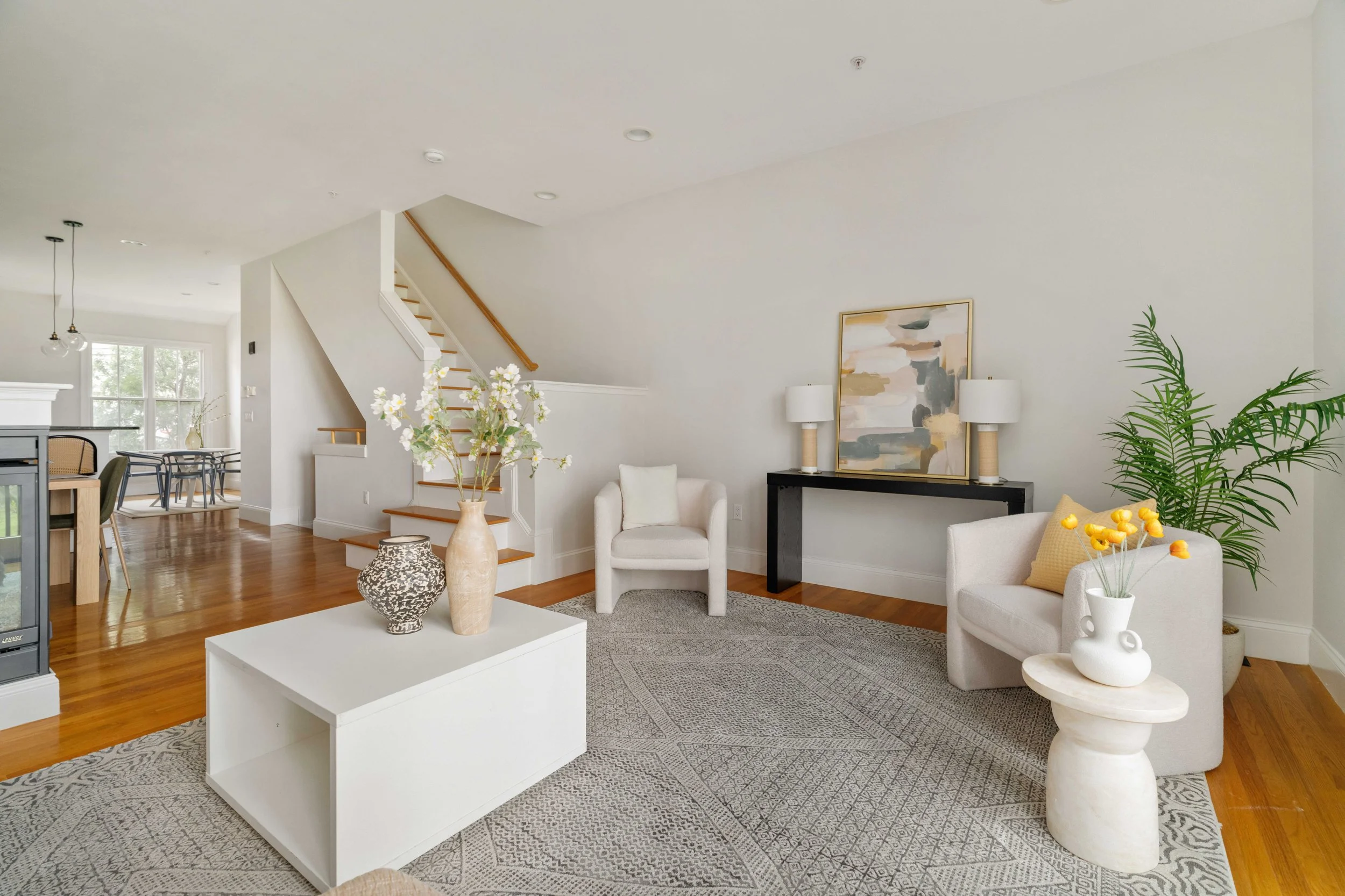 Living Room-12.jpg