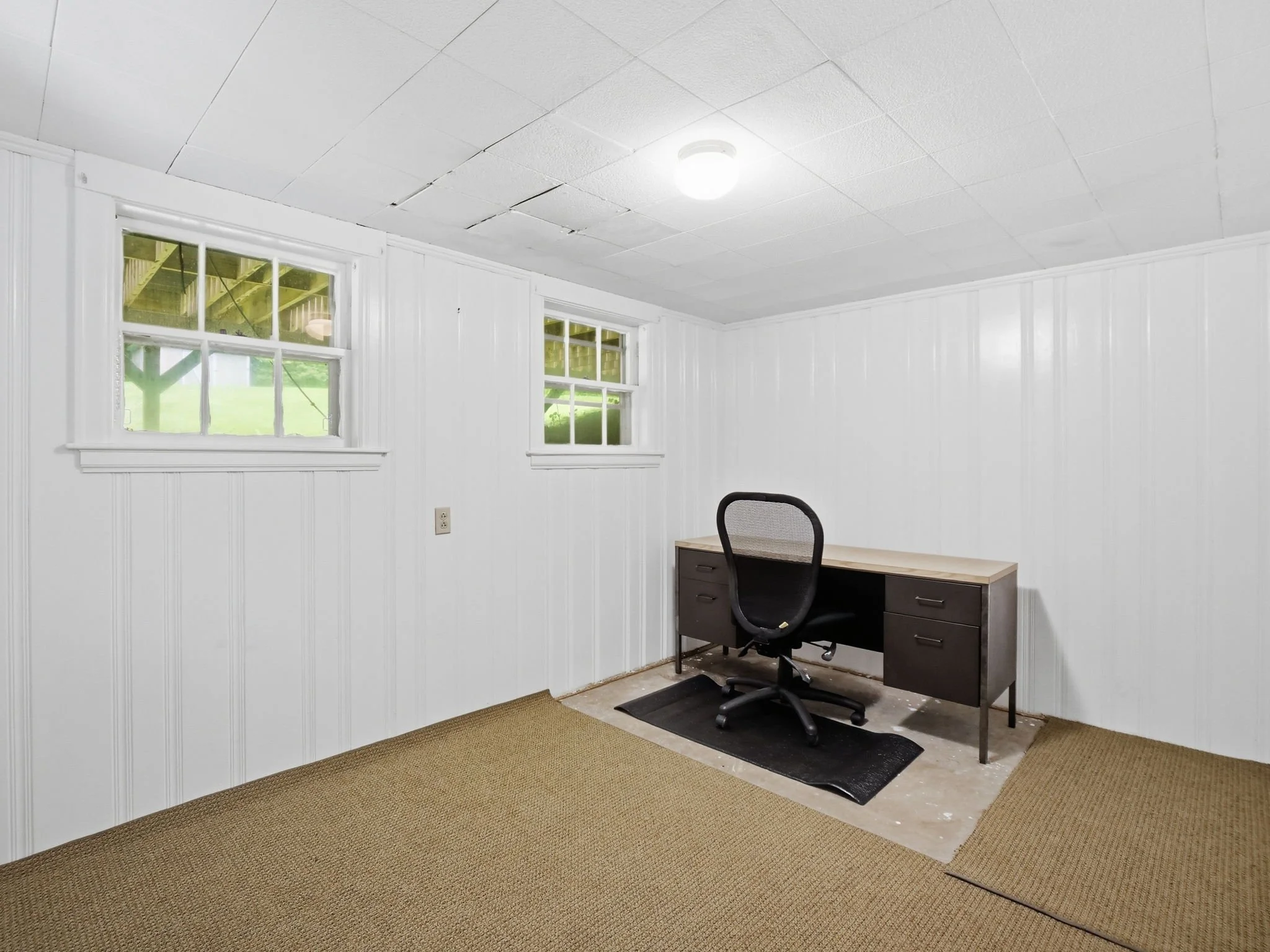 35-web-or-mls-98_Walnut_St_North_Brookfield_MA_045.jpg
