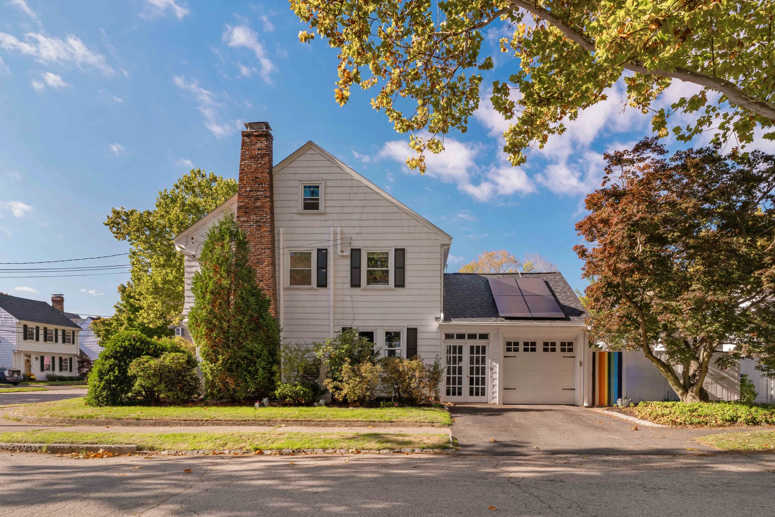 Front Façade-03793.jpg