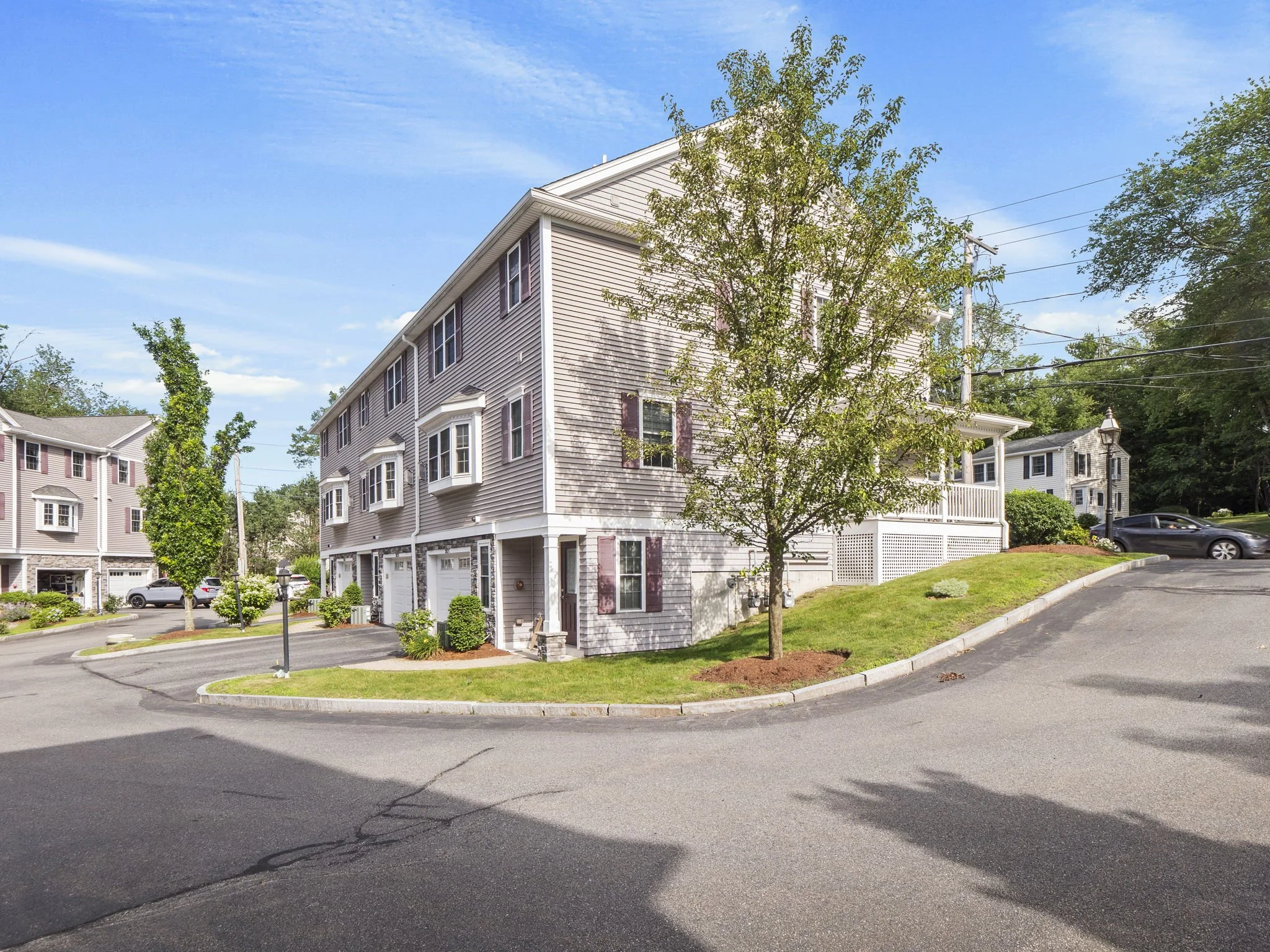 41-web-or-mls-262 Winn St B Burlington MA 40.jpg