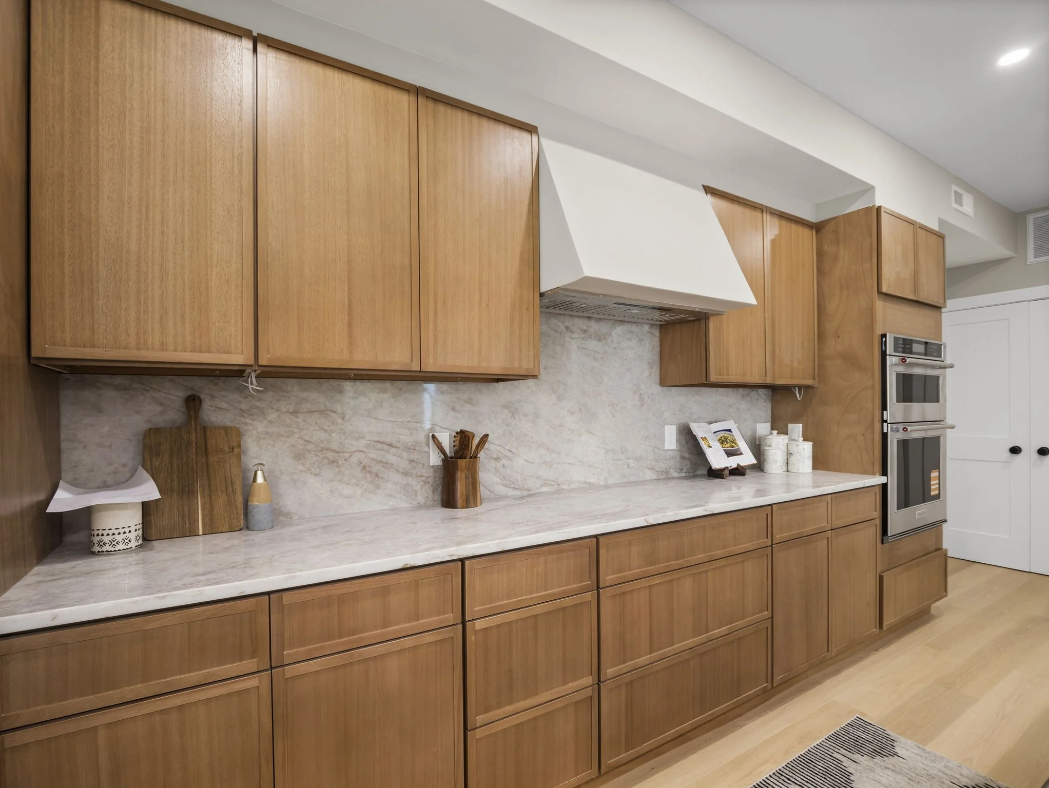 78-web-or-mls-106 Bunker Hill St 3R Boston MA 4.jpg